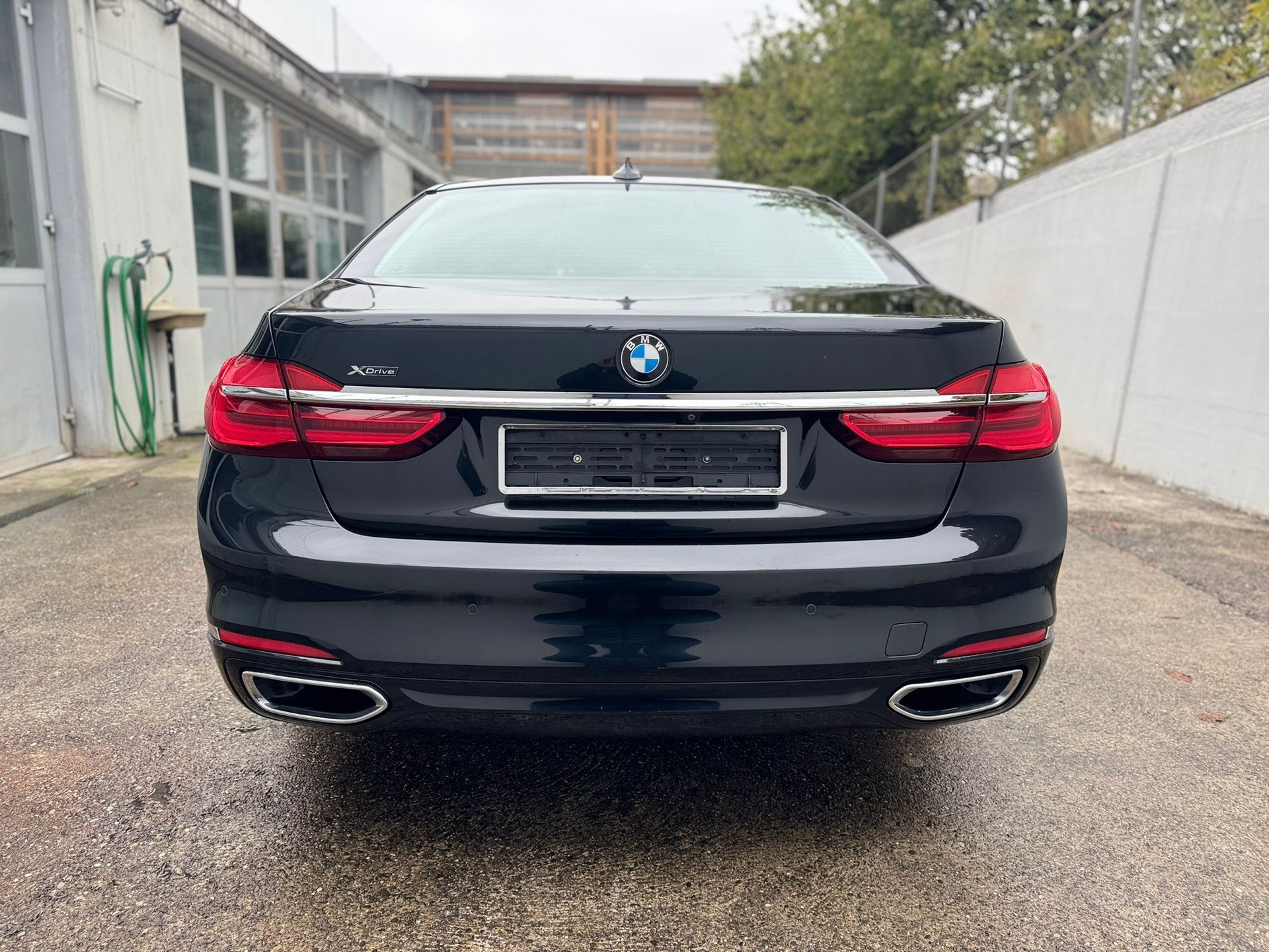 BMW 730Ld xDrive Steptronic-image-2