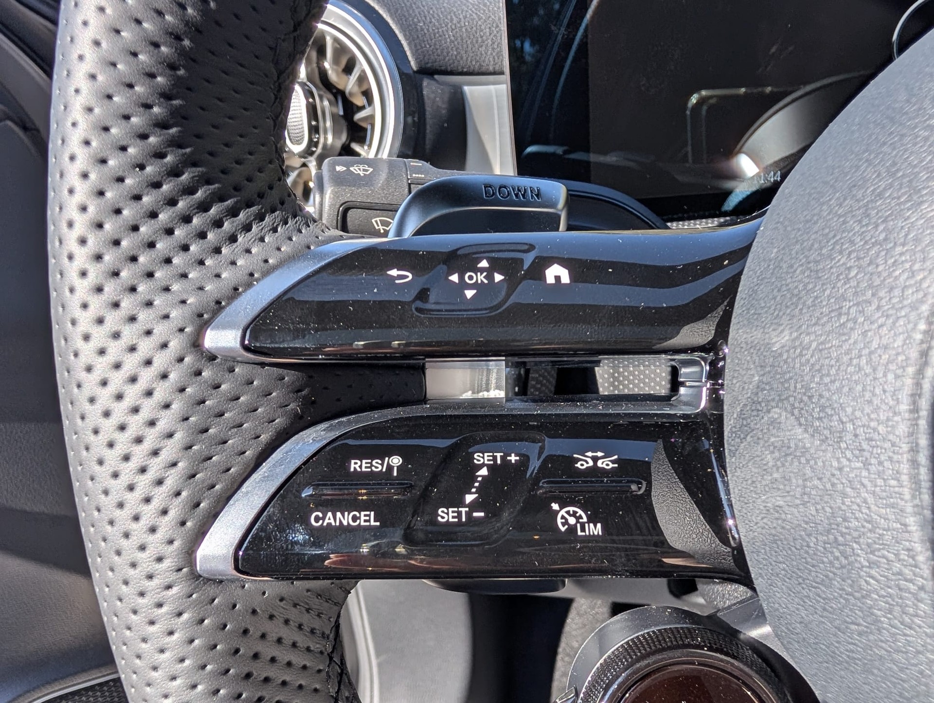 MERCEDES-BENZ A AMG 45 S 4Matic+ 8G-DCT-image-11