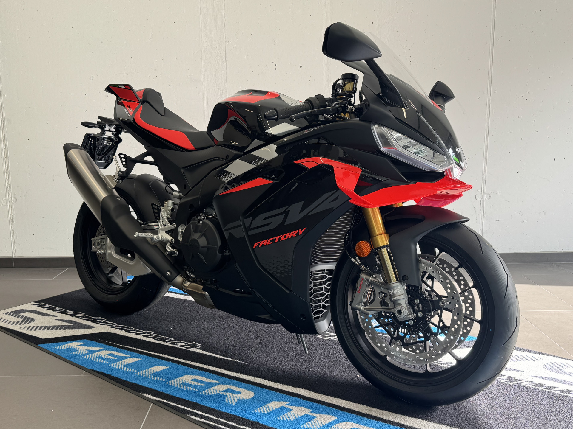 APRILIA RSV4 1100 E5+ Factory-image-2