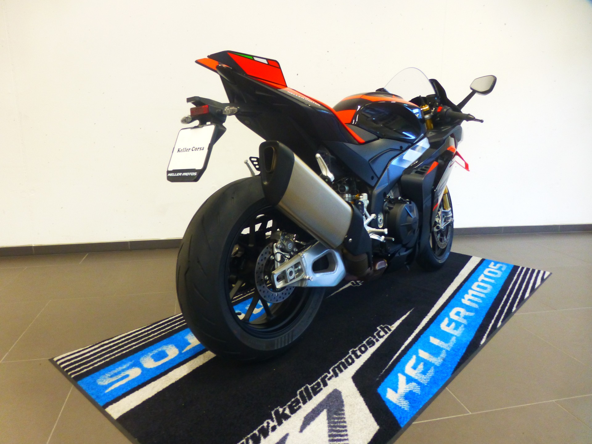 APRILIA RSV4 1100 E5+ Factory-image-11