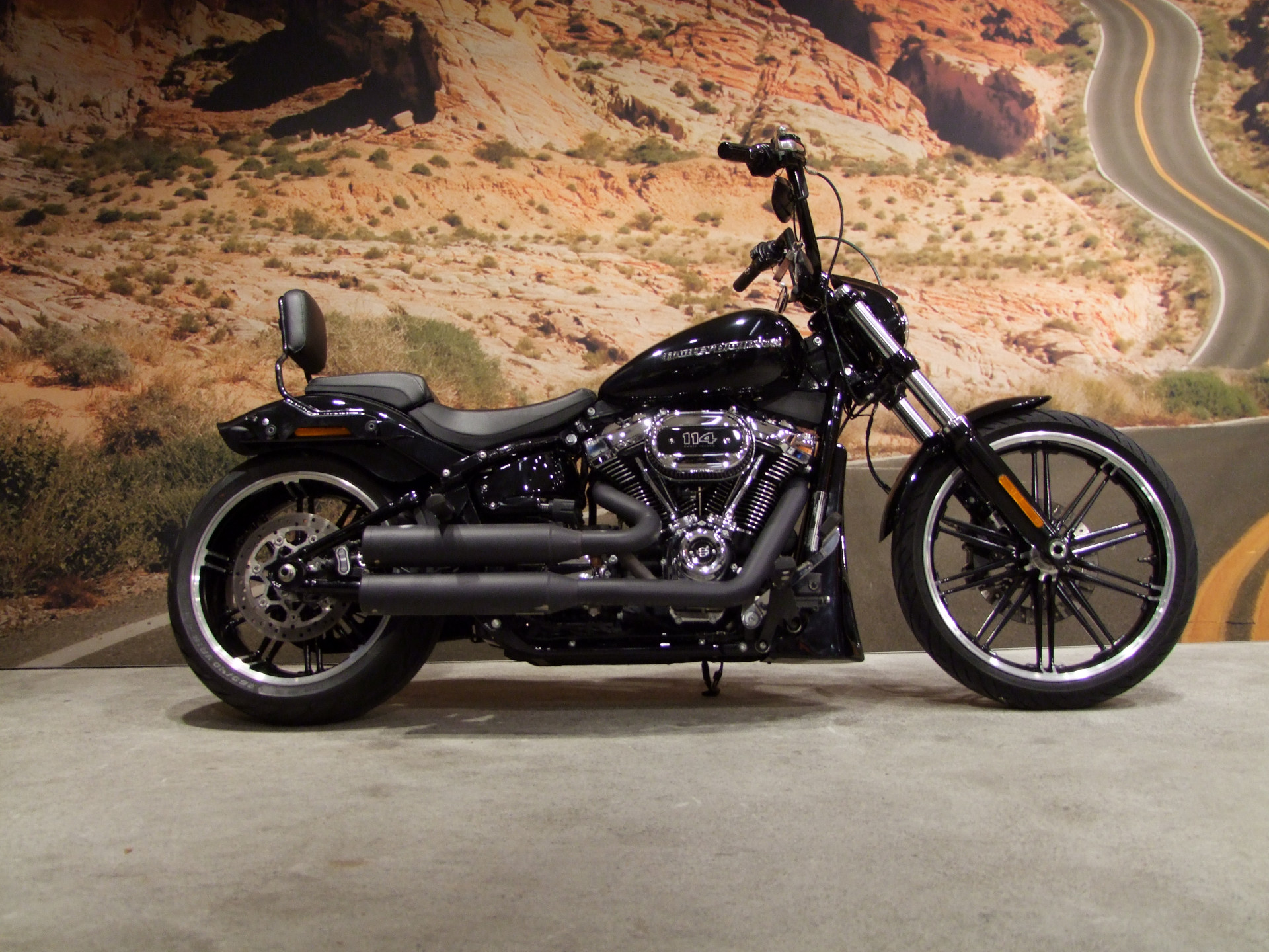 HARLEY-DAVIDSON FXBRS 1868 Breakout 114