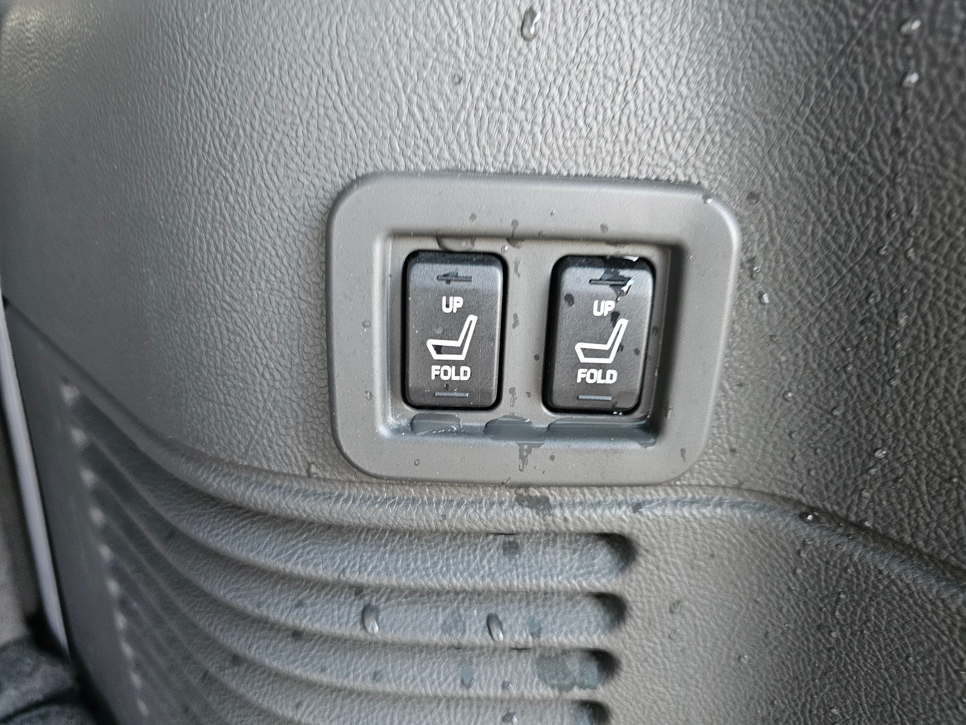 LINCOLN Navigator-image-14