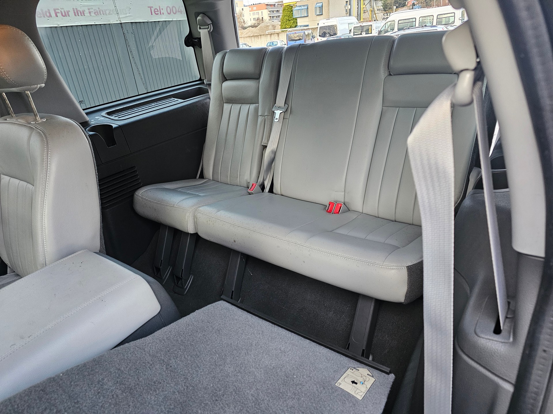 LINCOLN Navigator-image-11