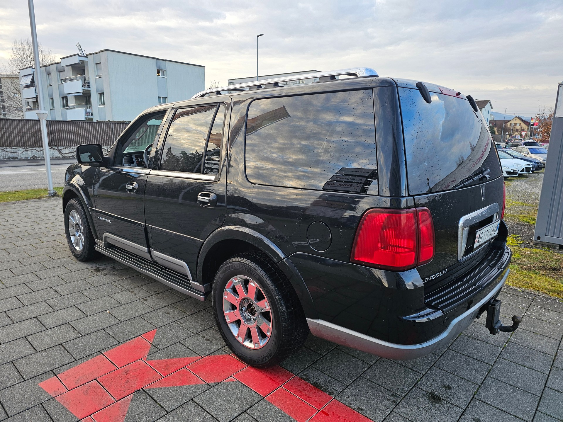 LINCOLN Navigator-image-4