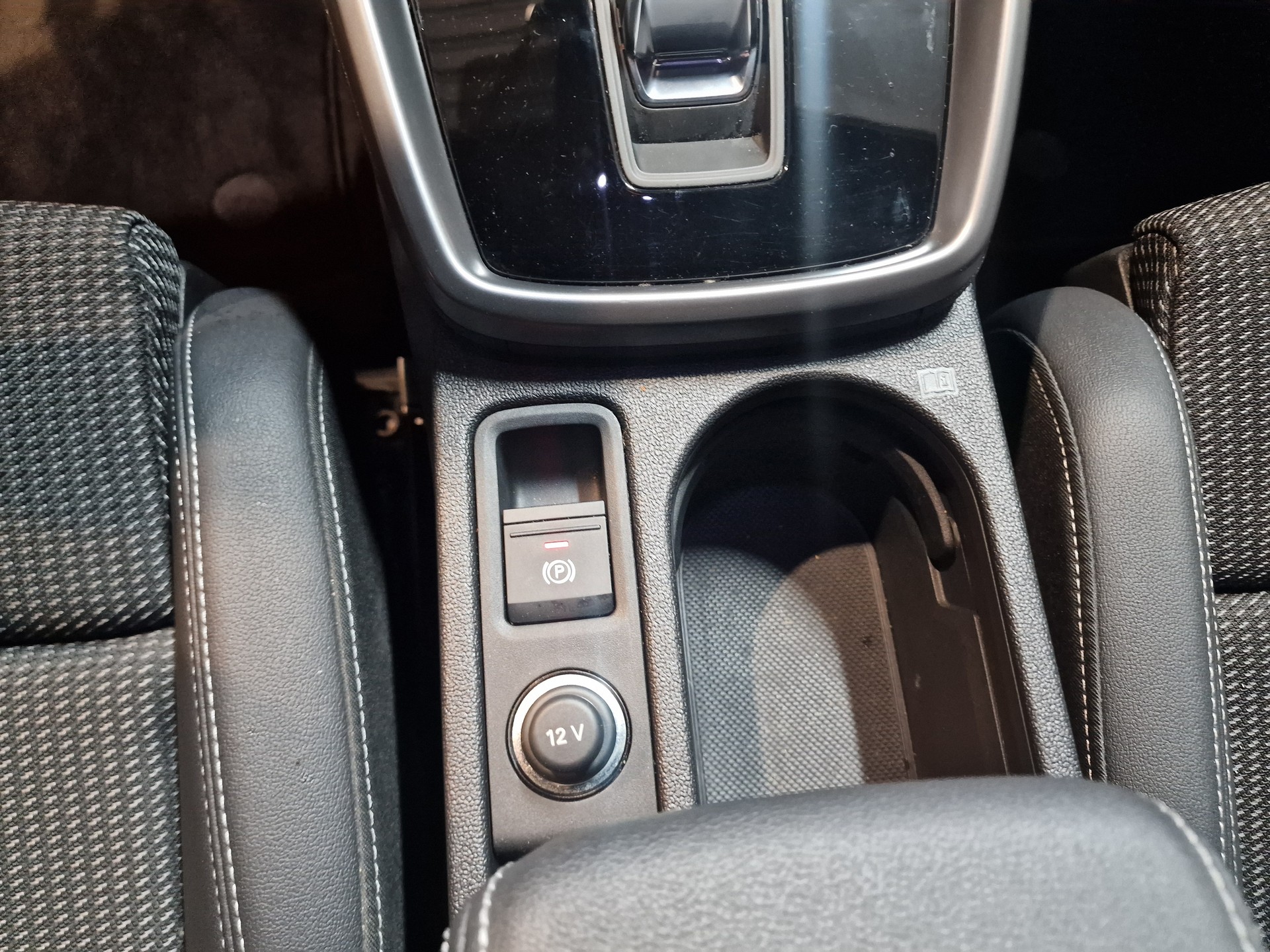 AUDI A3 Sportback 40 TFSI e S line S-tronic-image-19