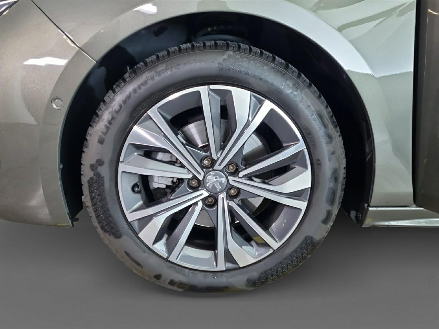 PEUGEOT 508 SW 1.6 Pure Tech GT Line EAT8-image-15