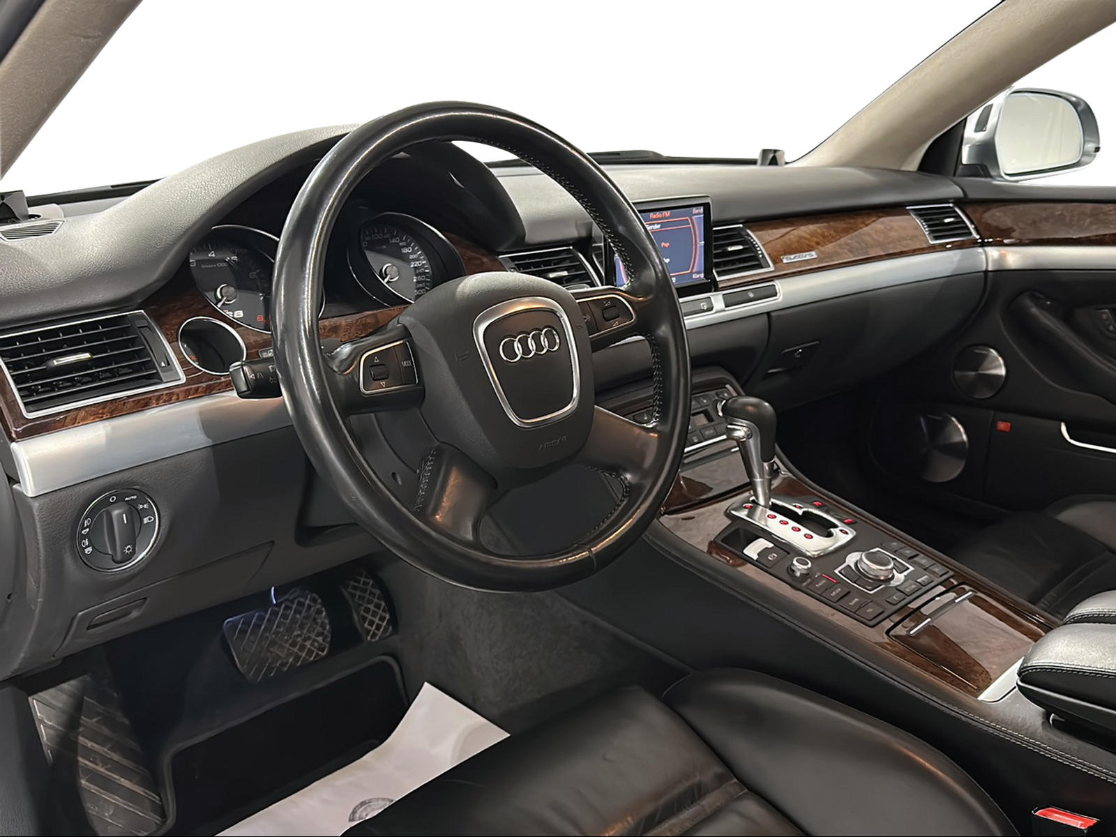AUDI S8 5.2 V10 quattro tiptronic-showroom-element-1