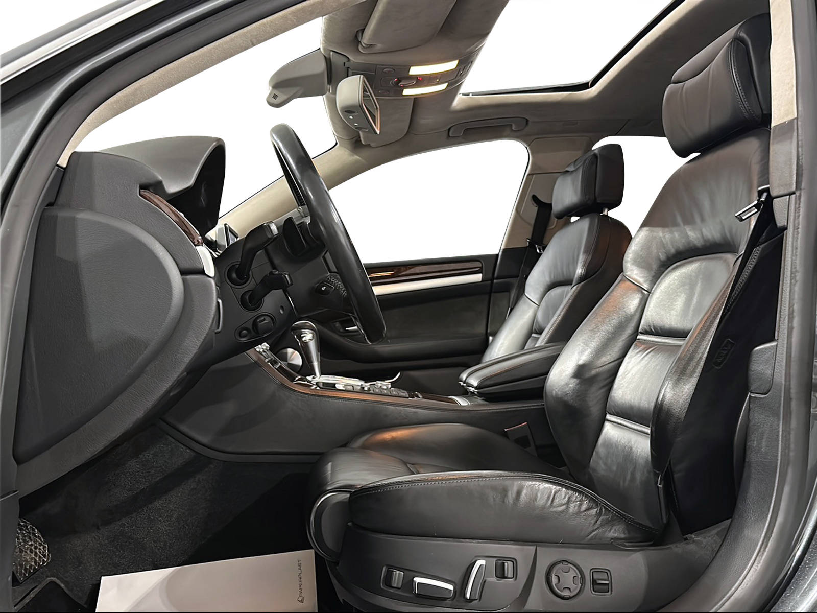 AUDI S8 5.2 V10 quattro tiptronic-image-11