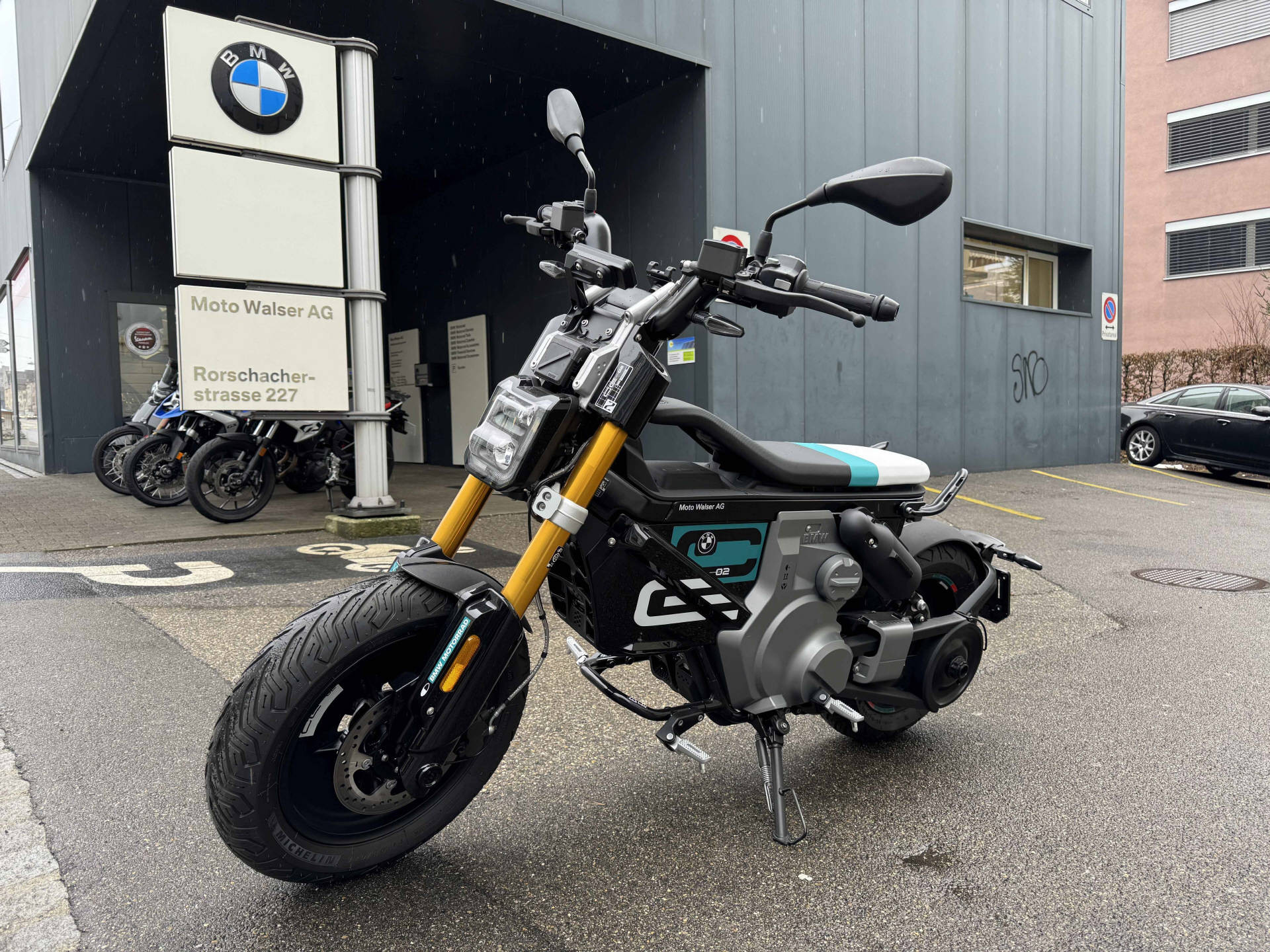 BMW CE 02-image-0
