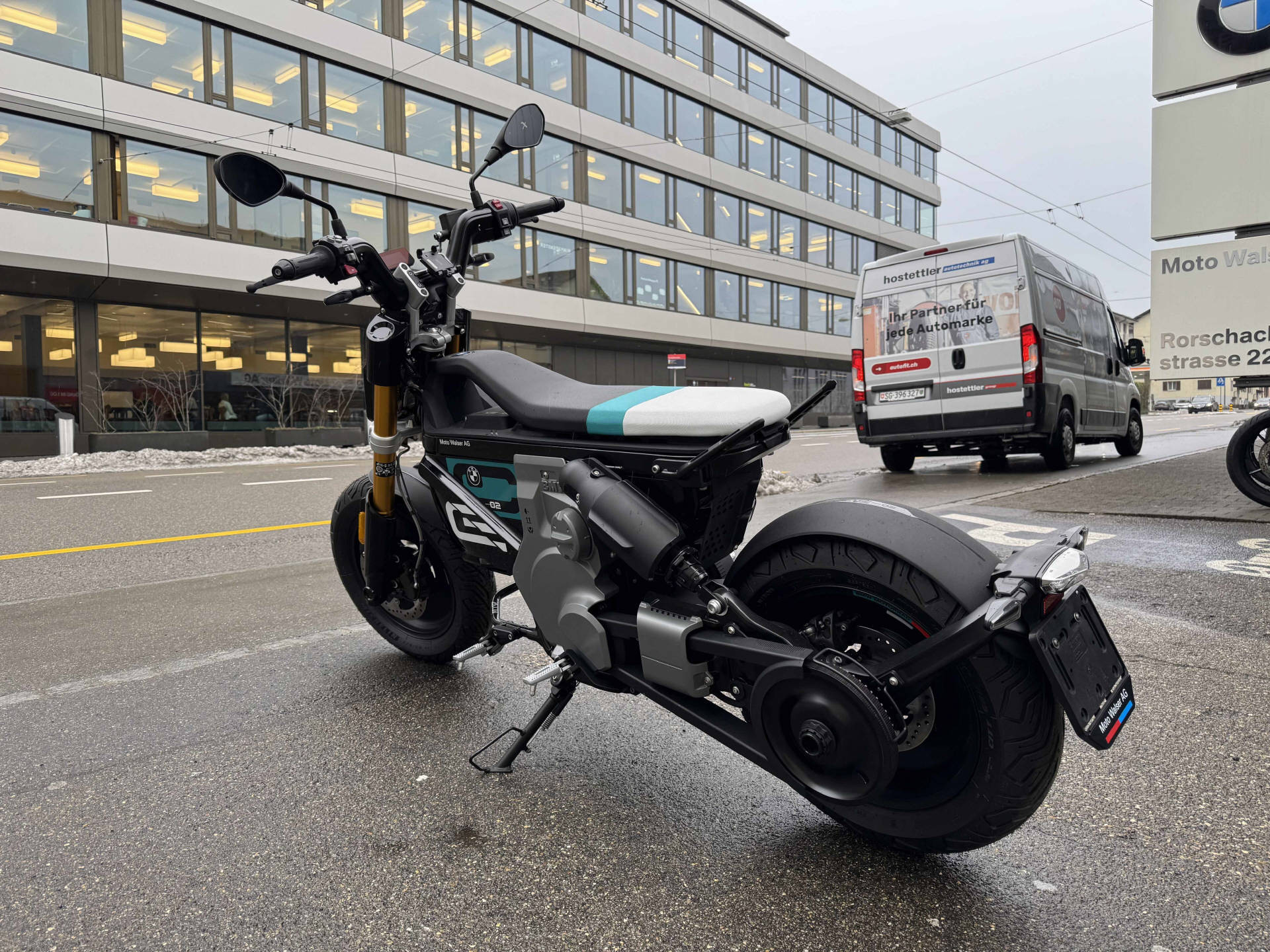 BMW CE 02-image-3