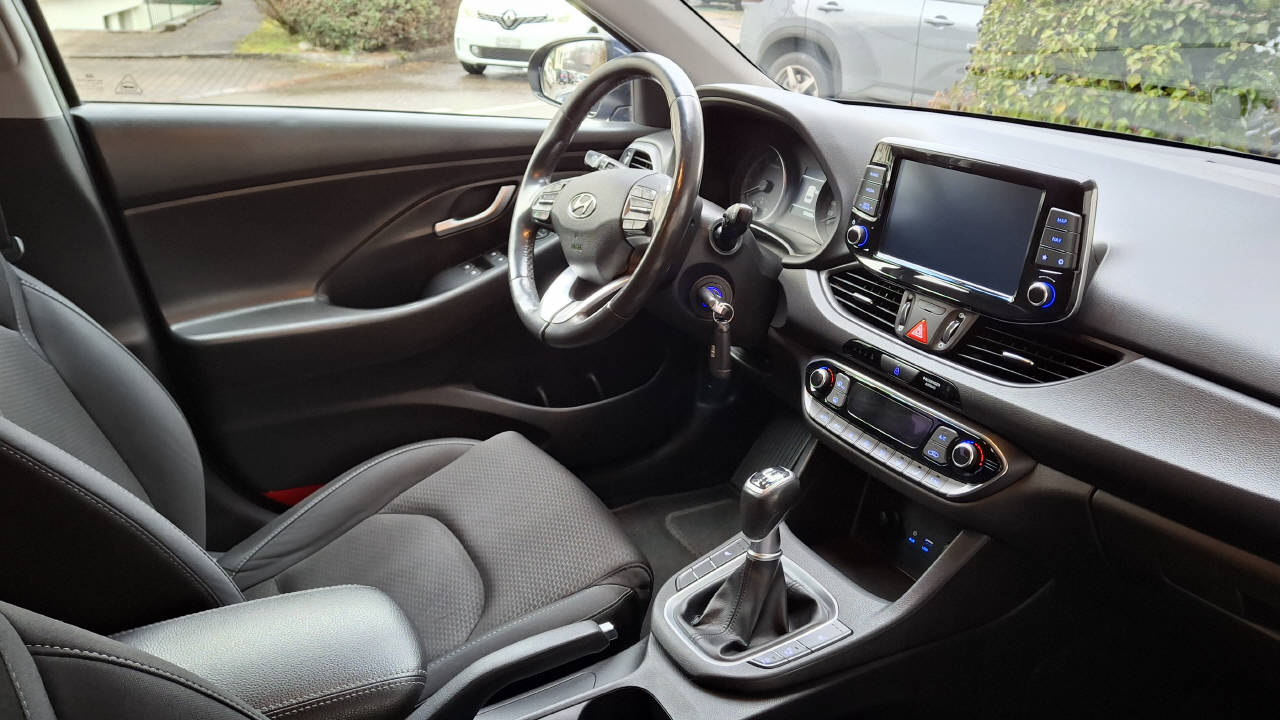 HYUNDAI i30 Wagon 1.0 T-GDi Amplia-image-5