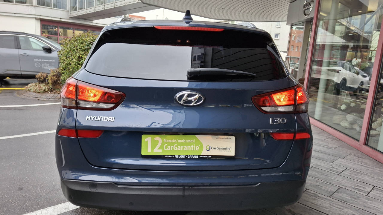 HYUNDAI i30 Wagon 1.0 T-GDi Amplia-image-4