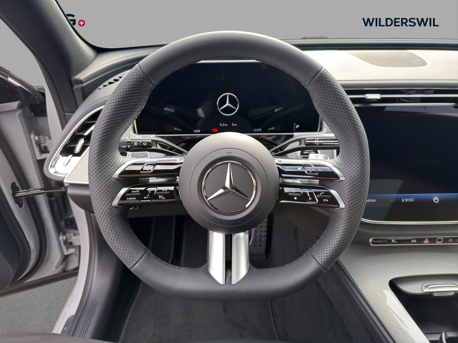 MERCEDES-BENZ E 220 d T 4Matic 9G-Tronic-image-10