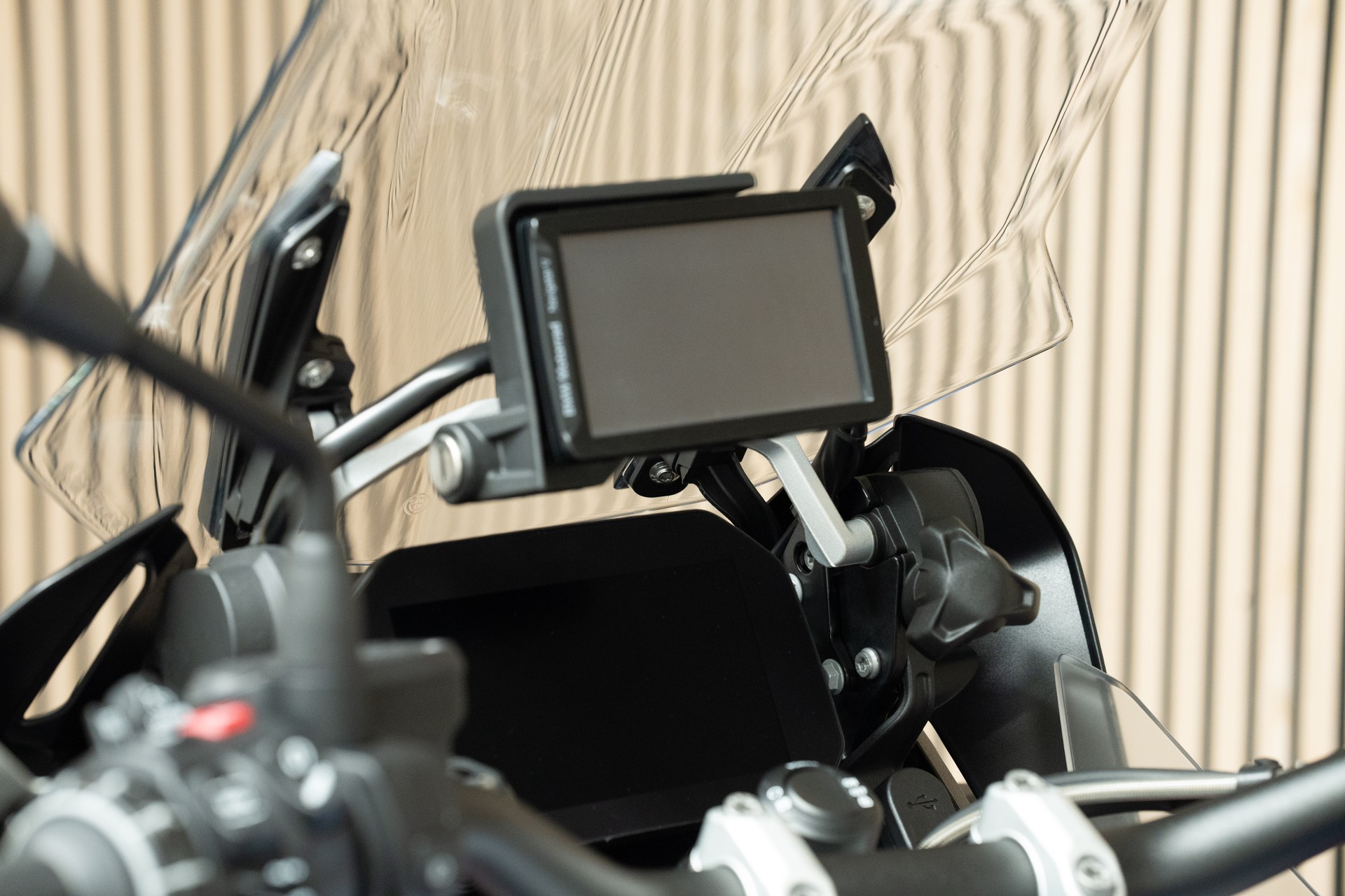 BMW R 1250 GS Adventure-image-2