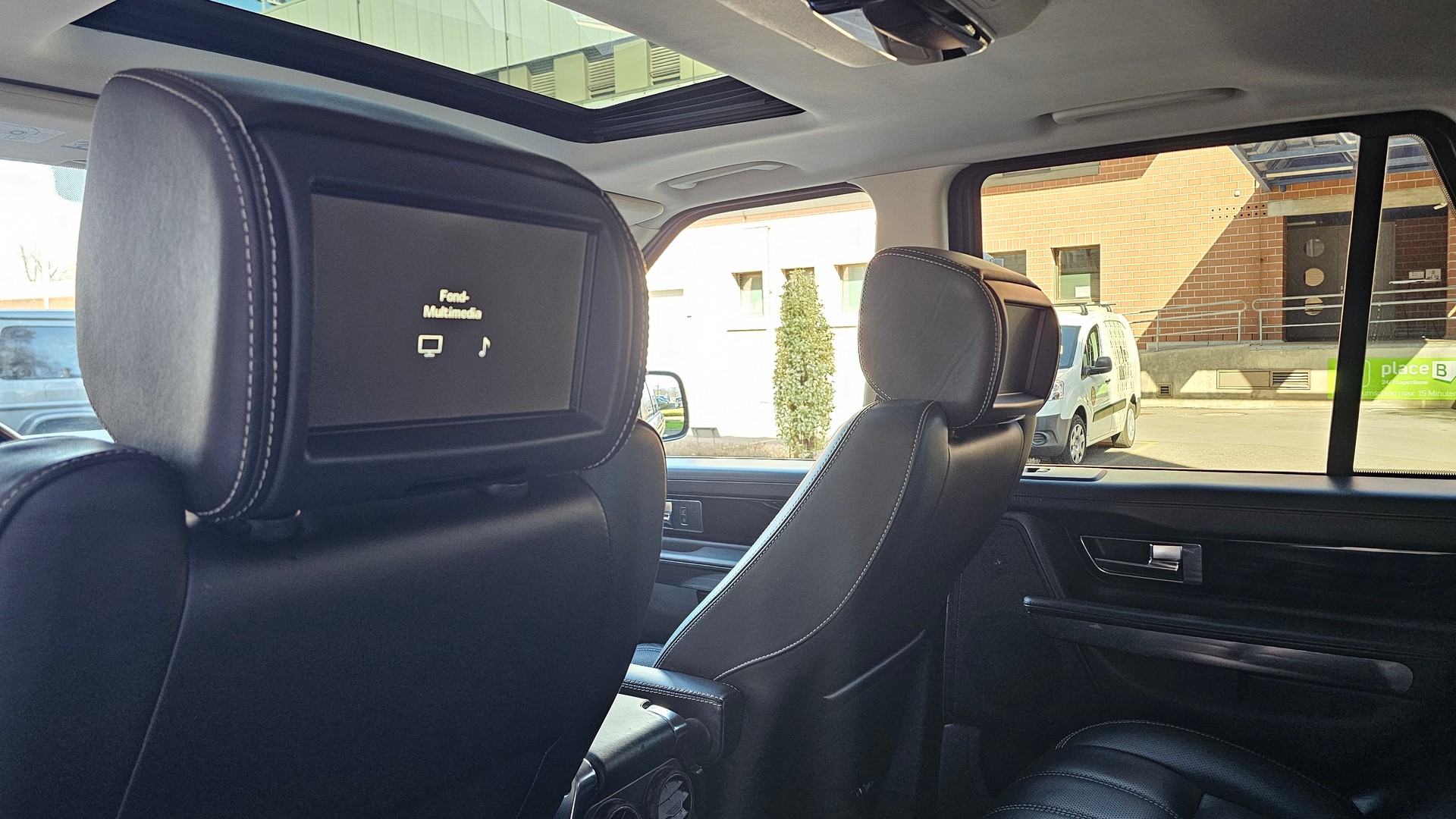 LAND ROVER RANGE ROVER SPORT-image-5
