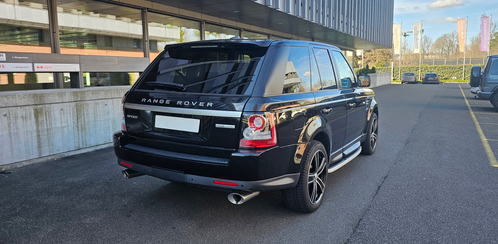 LAND ROVER RANGE ROVER SPORT-image-1