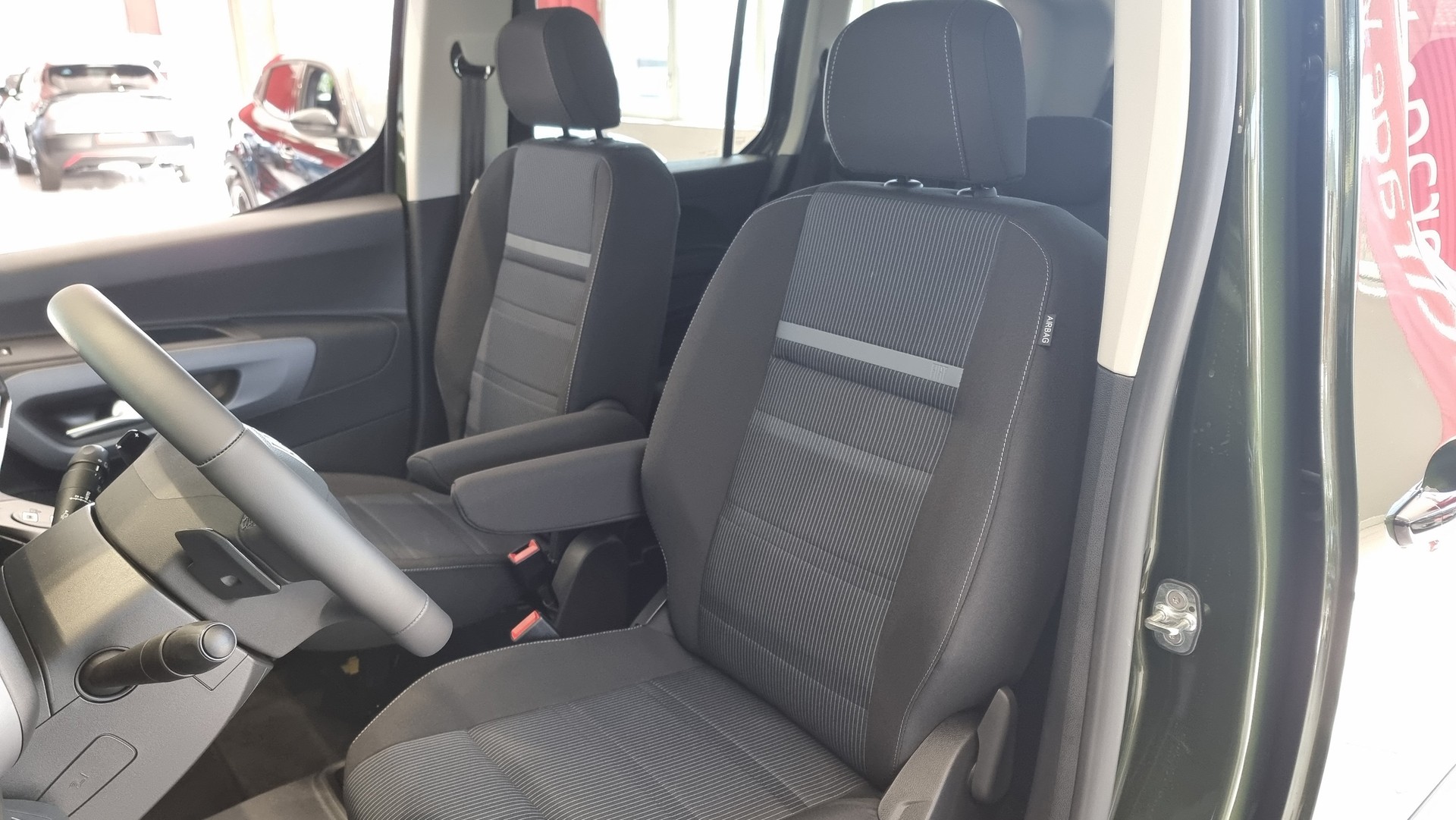 FIAT Doblo L2 1.5 BlueHDi Automat - 7 Plätze-image-20