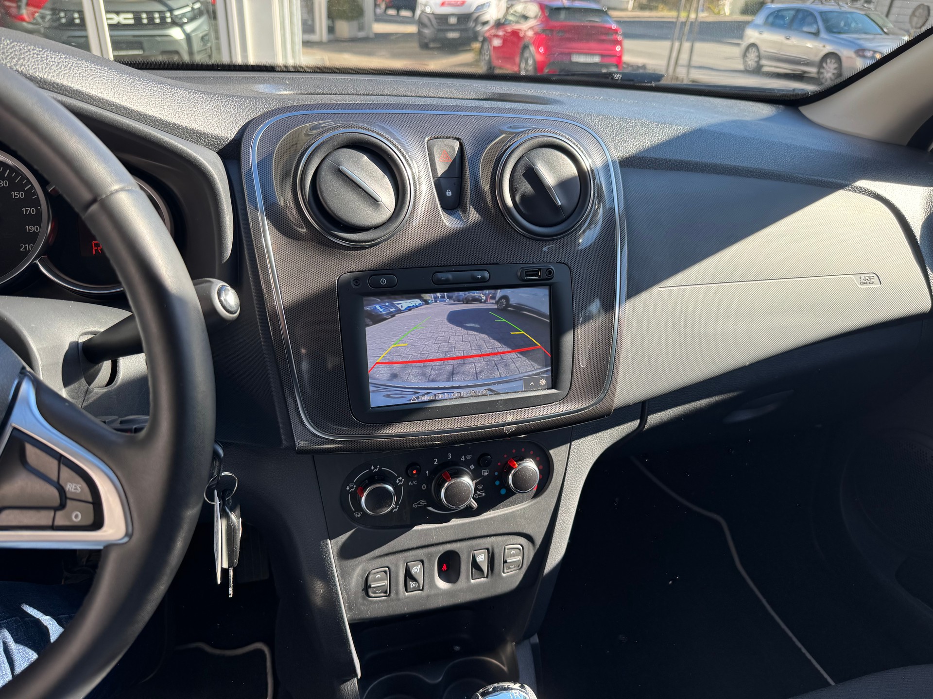DACIA Sandero Tce 90 Stepway Automatic-image-14