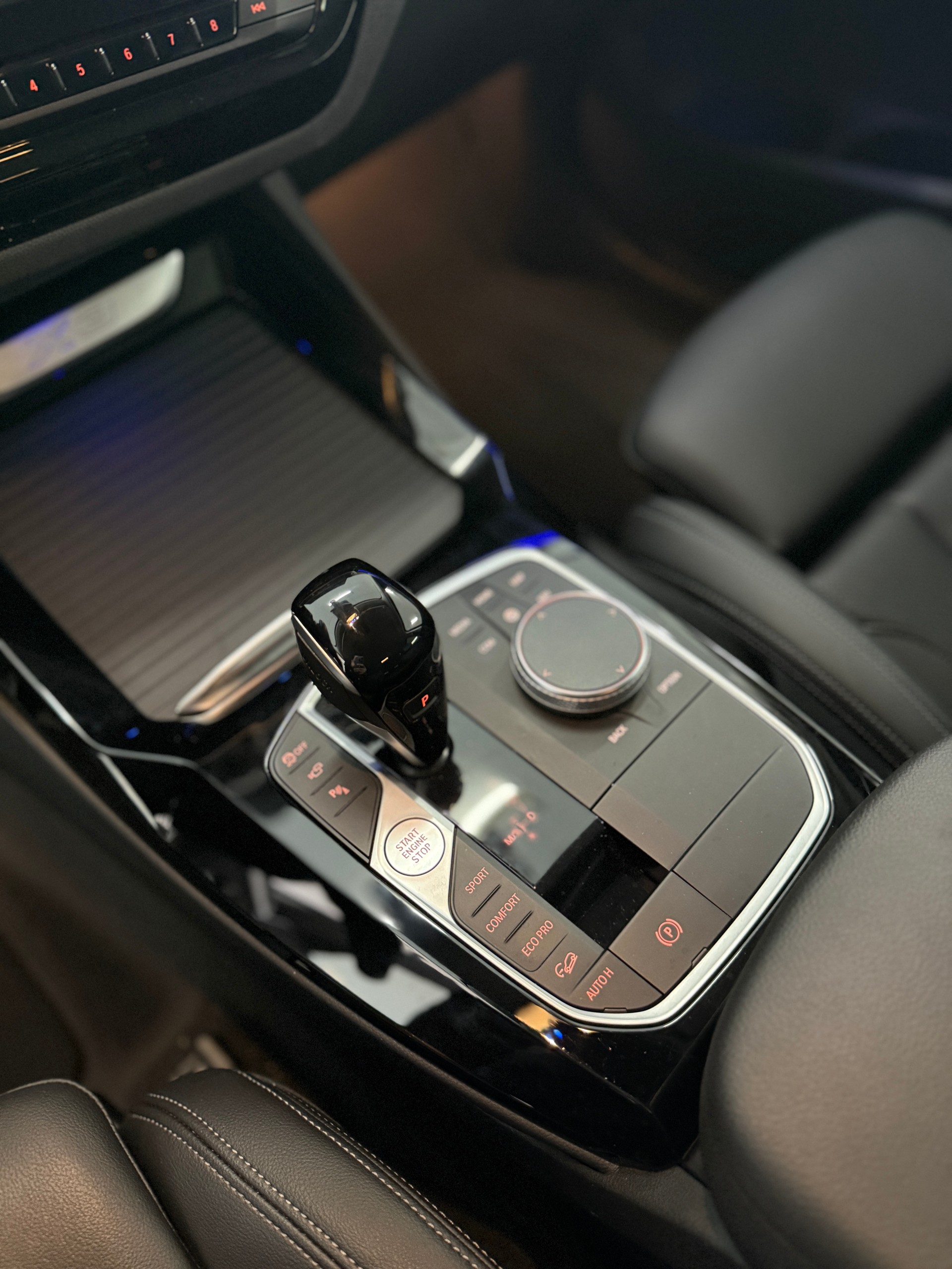 BMW X3 xDrive 48V 30d Individual-image-10