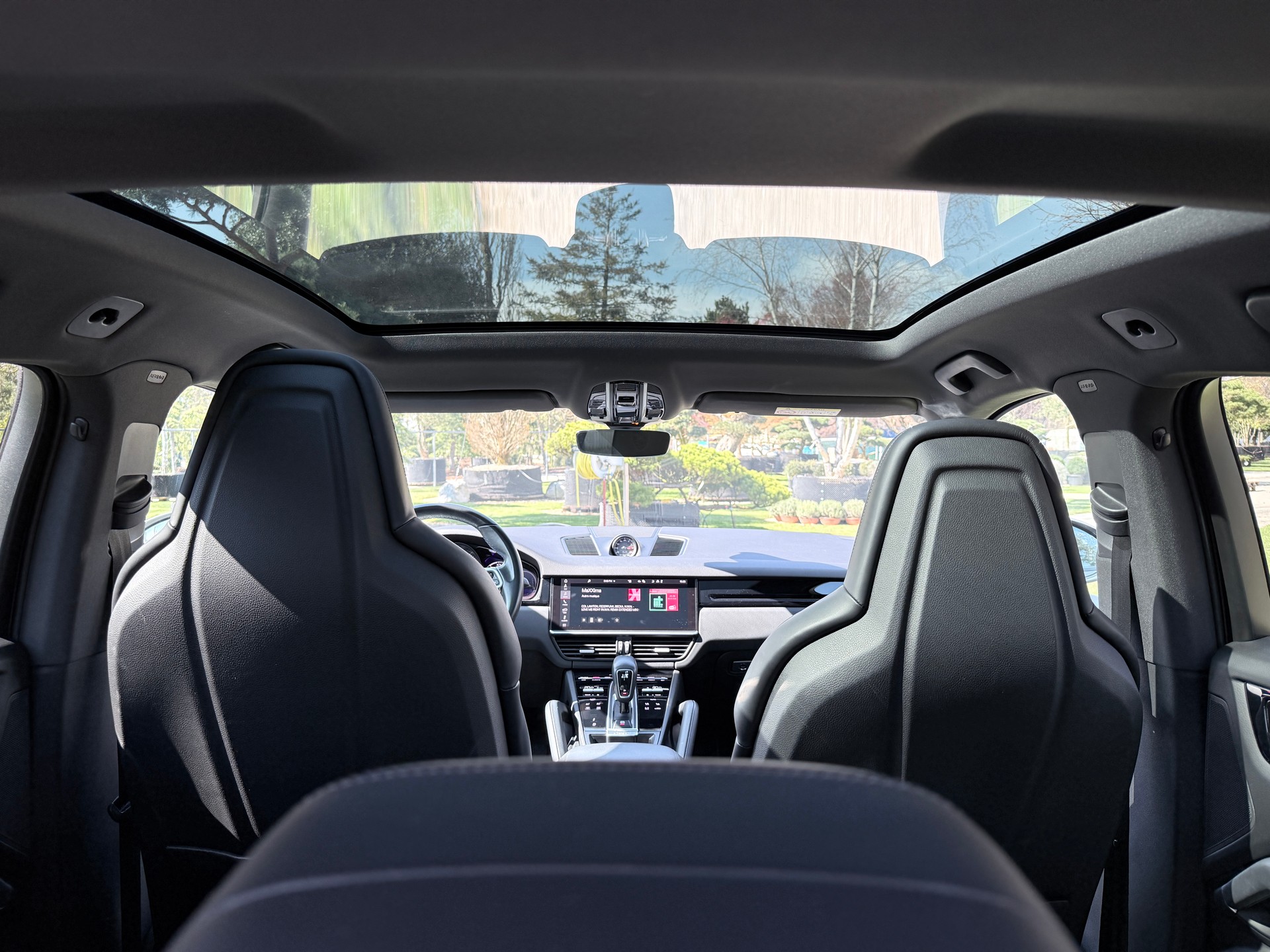 PORSCHE Cayenne Coupé-image-18
