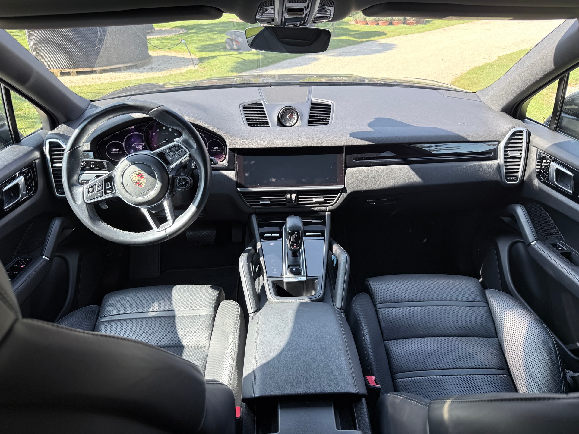 PORSCHE Cayenne Coupé-image-11