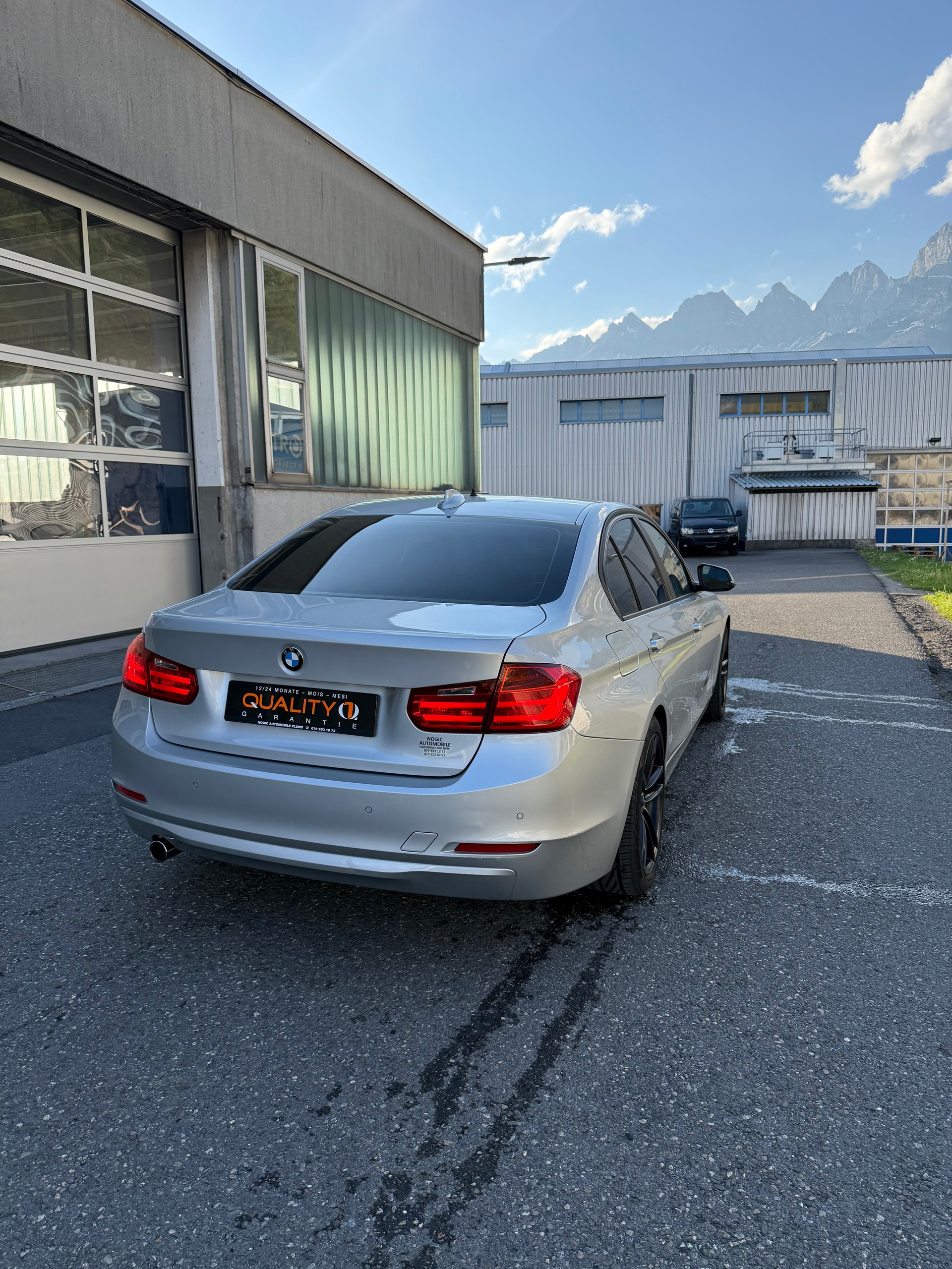 BMW 320d xDrive Steptronic-image-14