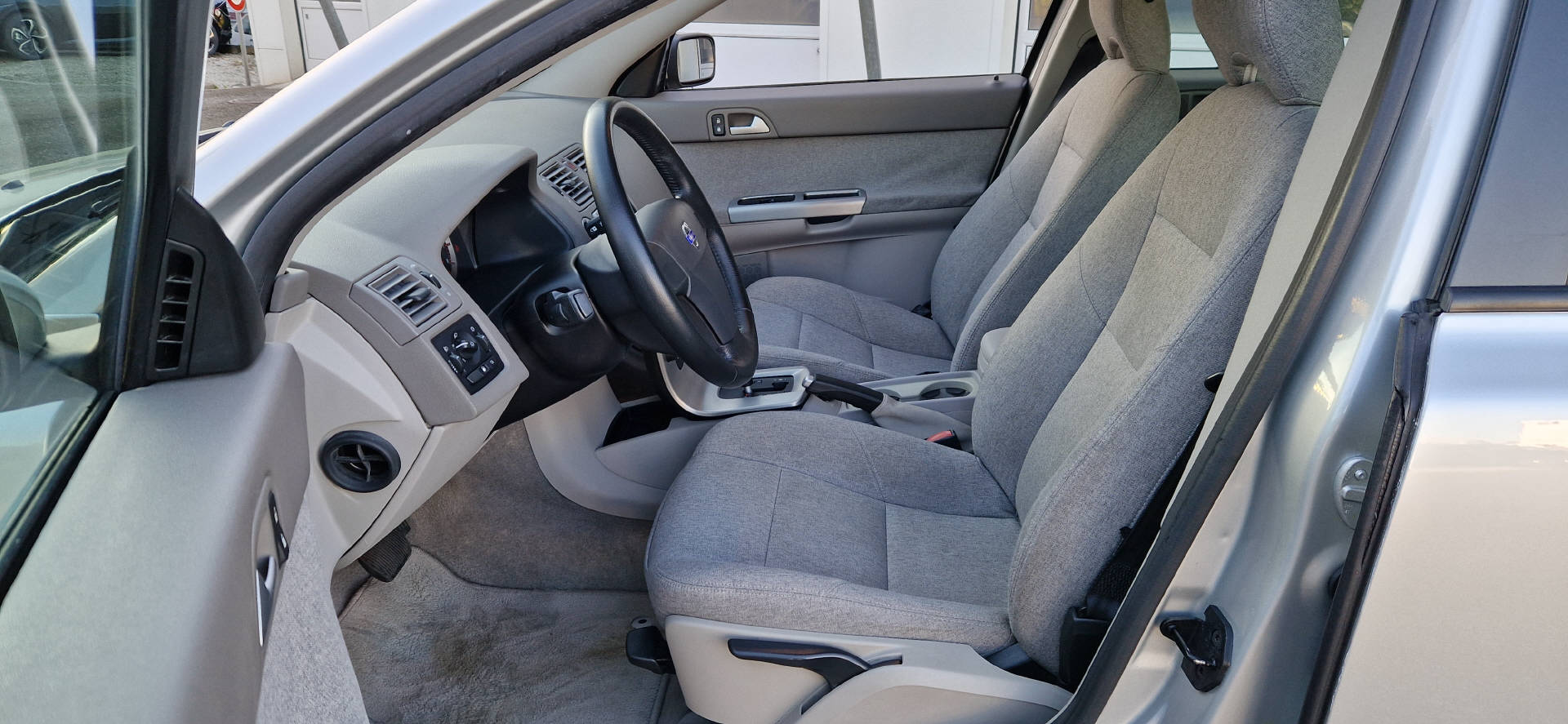 VOLVO S40 2.4I Kinetic-image-4