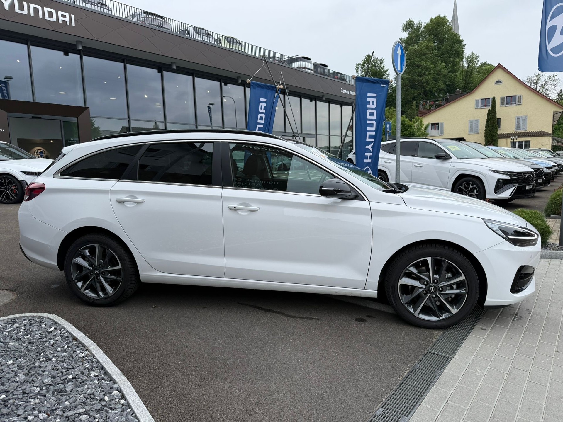 HYUNDAI i30 Wagon 1.5 T-GDi Vertex 48V MH DCT-showroom-element-3