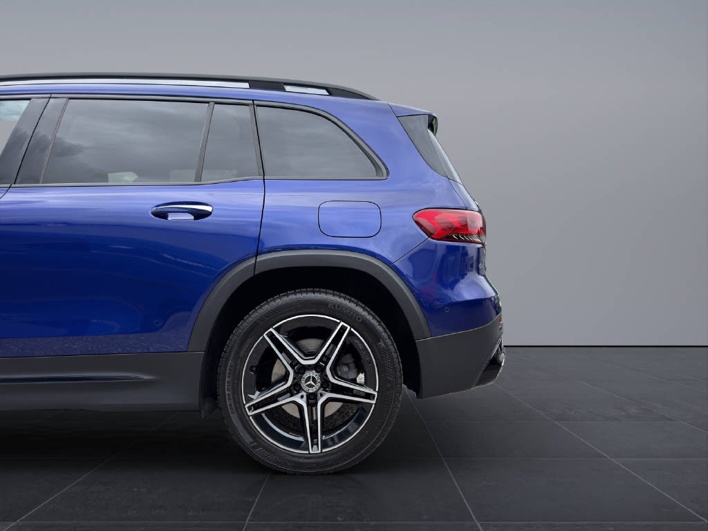 MERCEDES-BENZ GLB 250 AMG Line 4matic-image-18