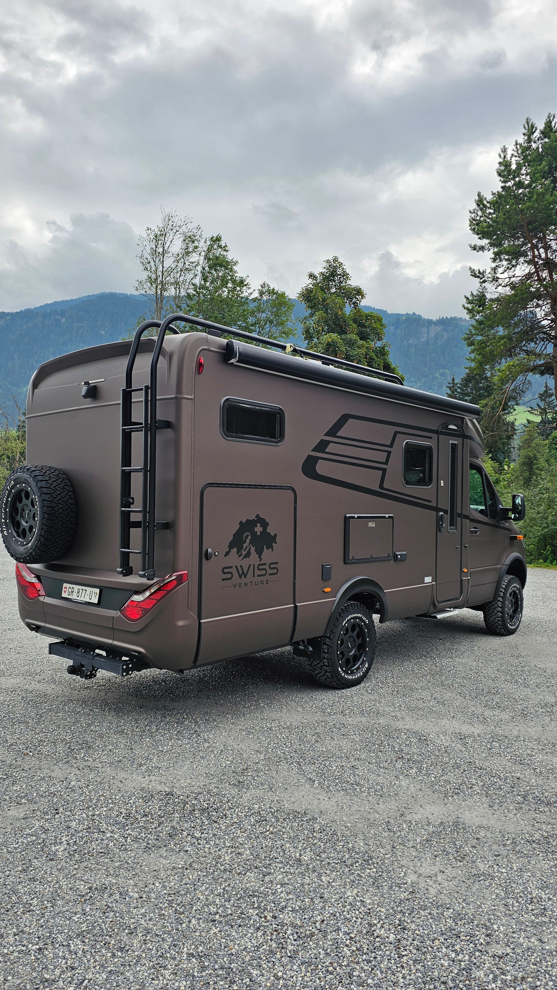 HYMER MLT 580 4x4 by Swiss Venture