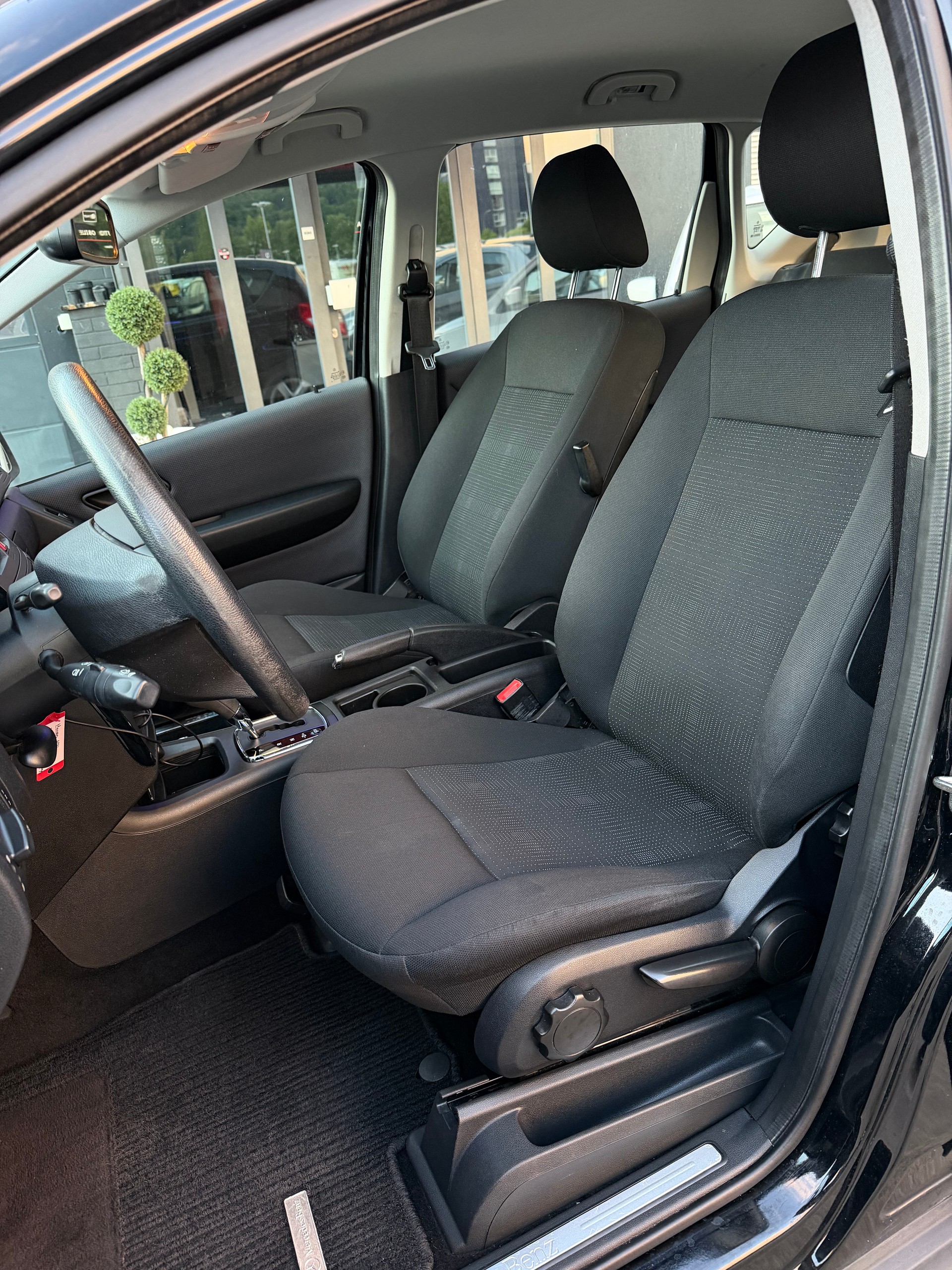 MERCEDES-BENZ A 150 Classic My first star Autotronic-image-8