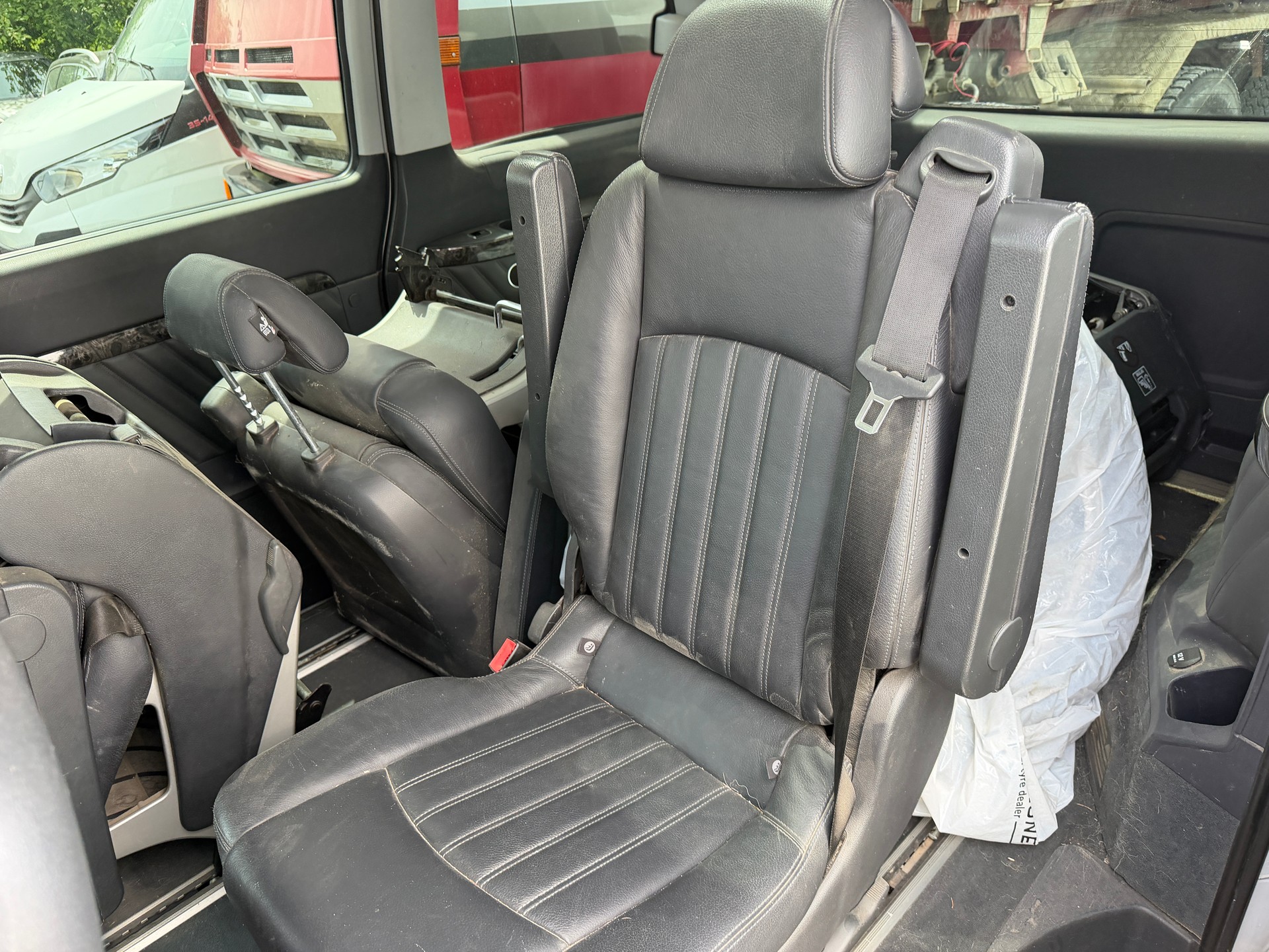 MERCEDES-BENZ Viano 2.2 CDI Blue Eff. Ambiente Ed. L 4Matic A-image-5
