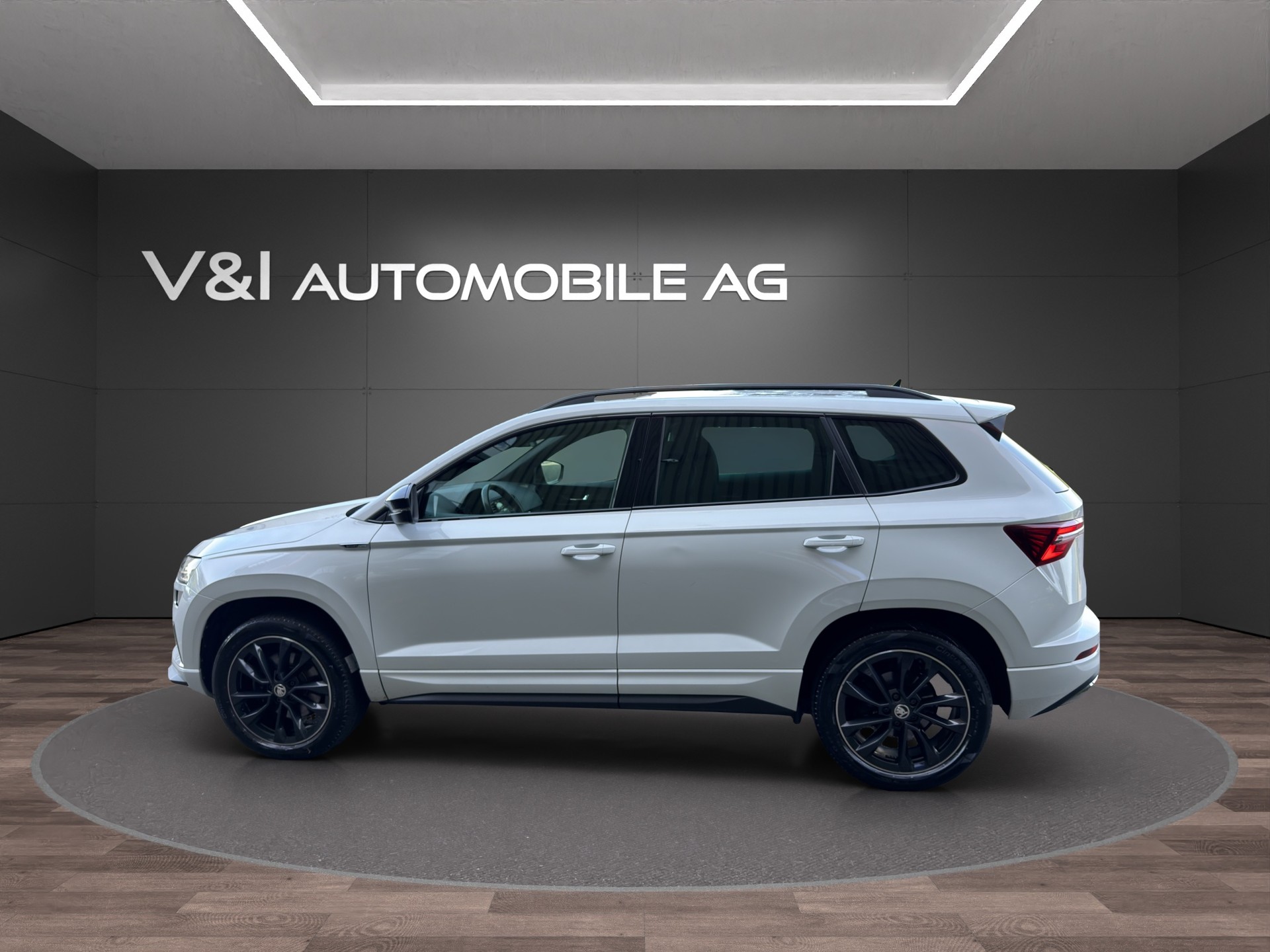 SKODA Karoq 2.0 TSI SportLine 4x4 DSG-image-6