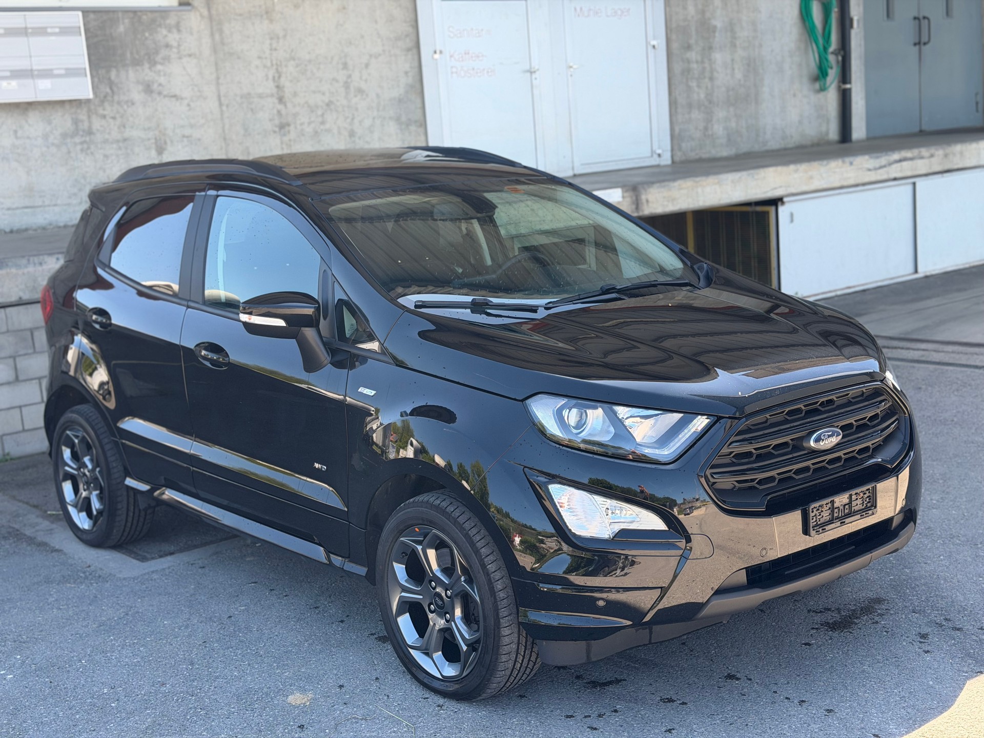 FORD EcoSport 1.5 TDCi ST-Line AWD-image-2