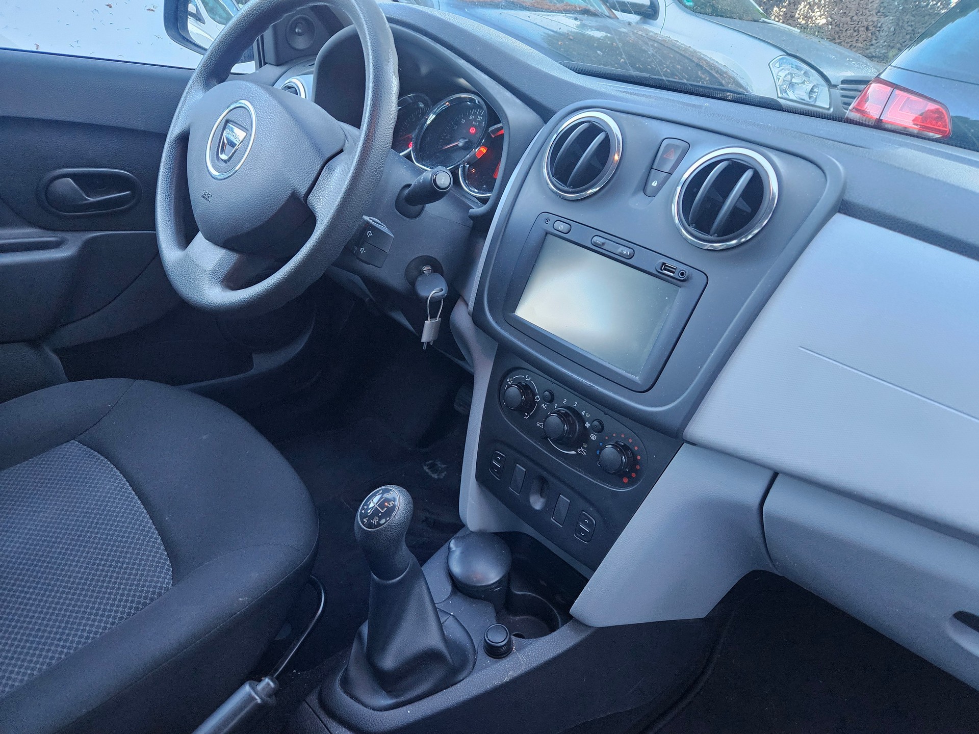 DACIA Logan MCV 0.9 Ambiance-image-7
