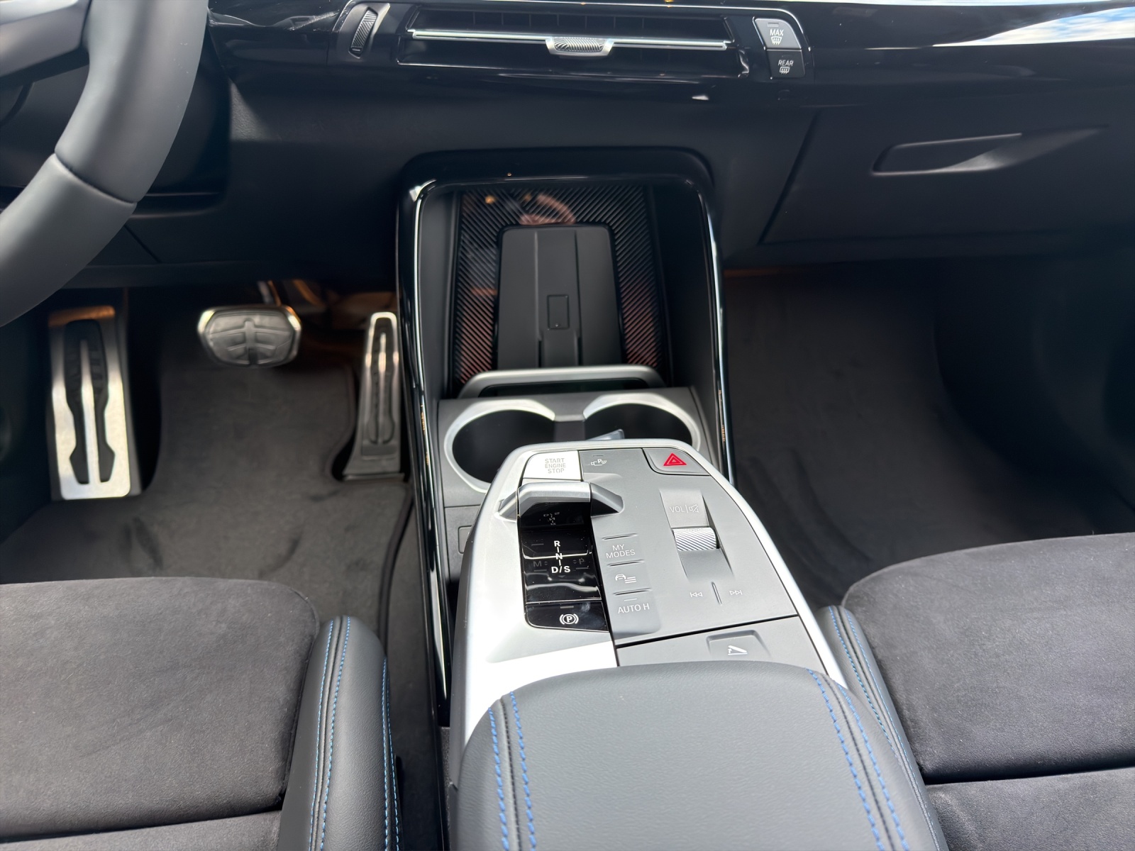 BMW X2 xDrive M35i-image-15
