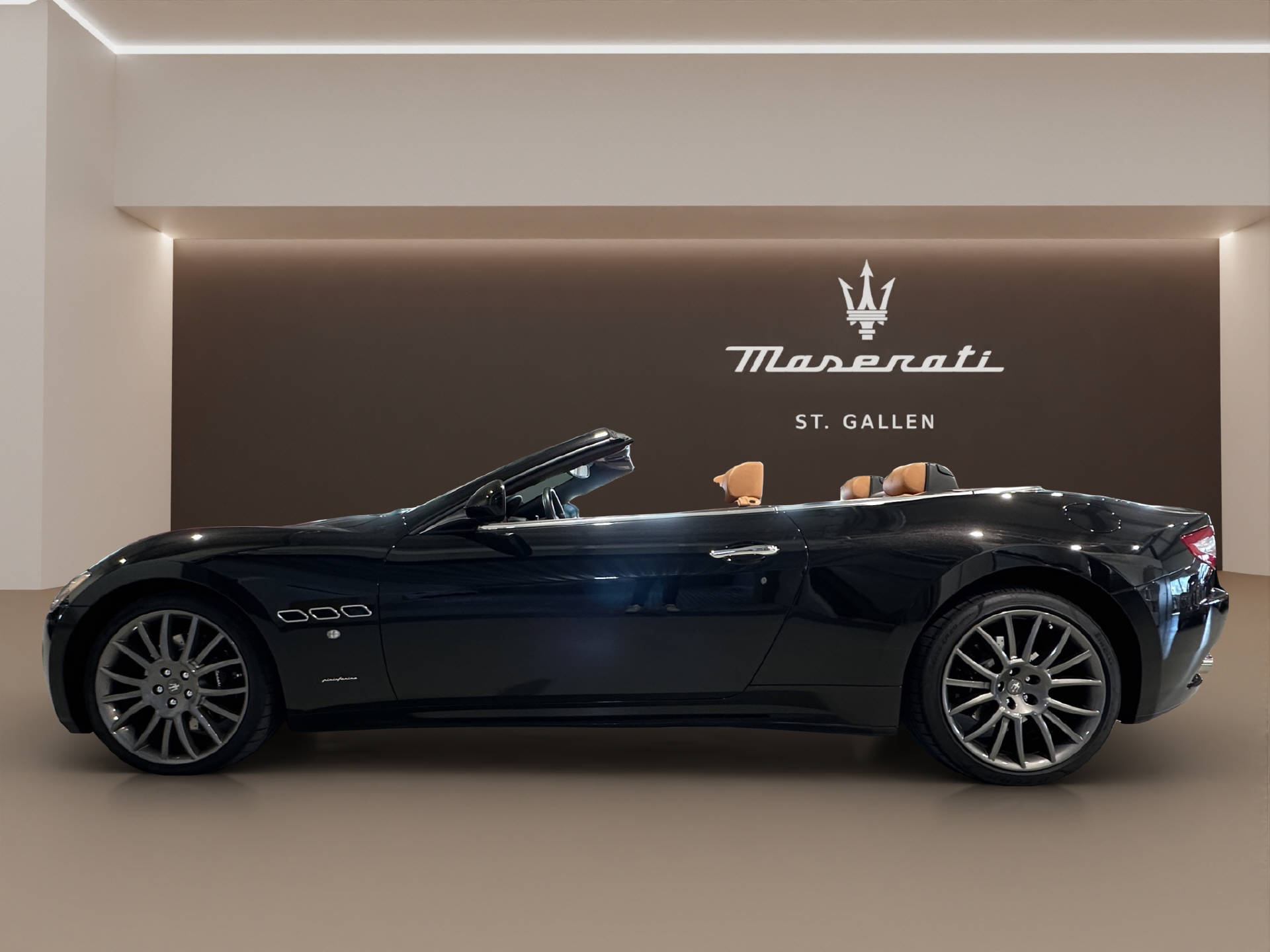 MASERATI Grancabrio 4.7 V8-image-5