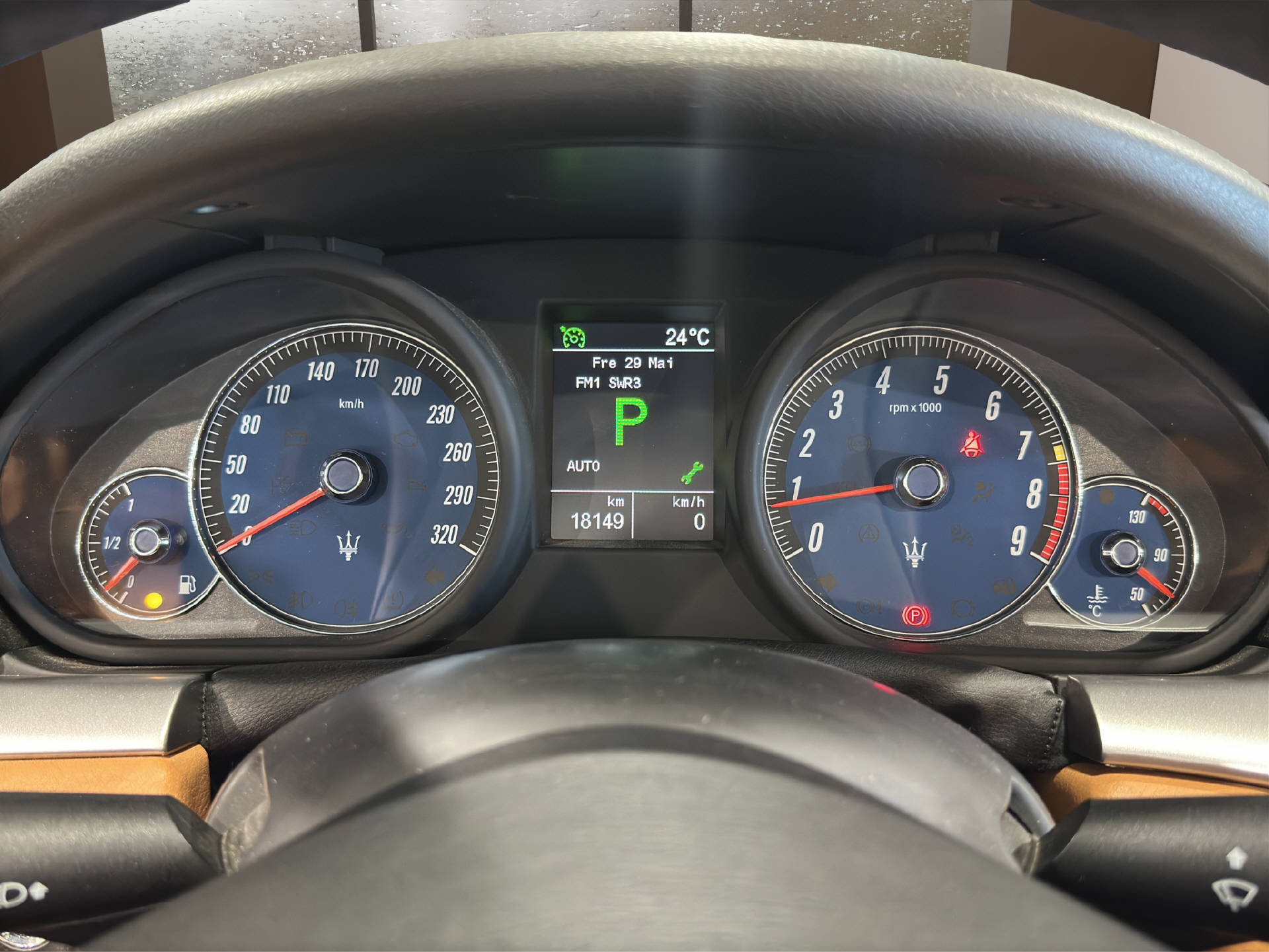 MASERATI Grancabrio 4.7 V8-image-8
