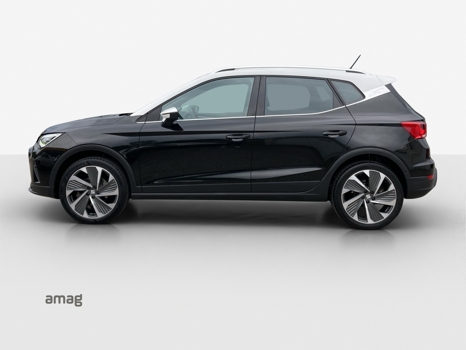 SEAT Arona 1.5 Eco TSI Hola FR DSG-showroom-element-1