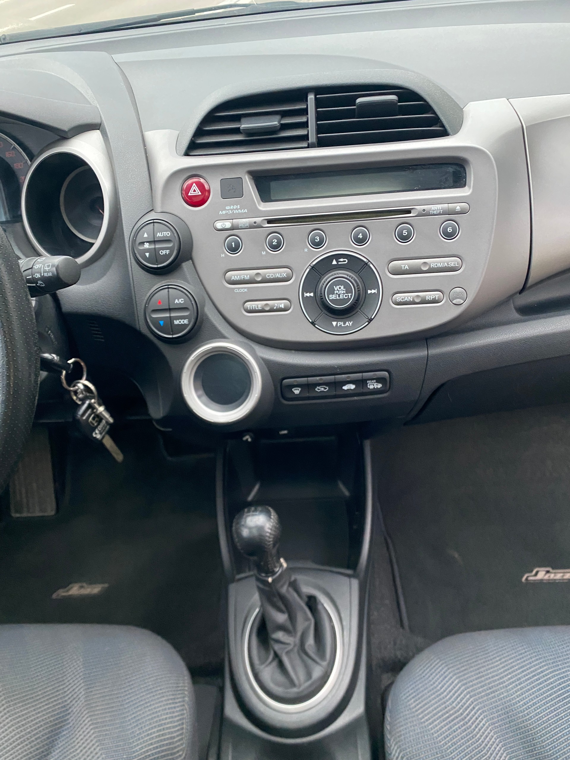 HONDA Jazz 1.4i Exclusive-image-10