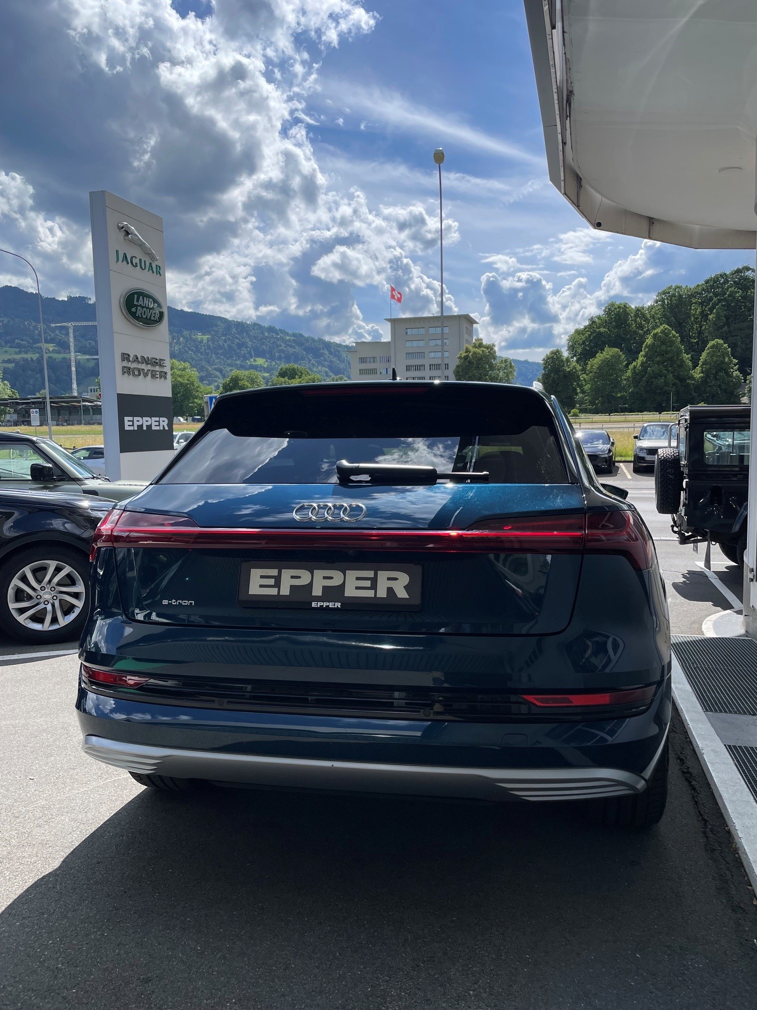 AUDI e-tron 55 Advanced quattro-image-29