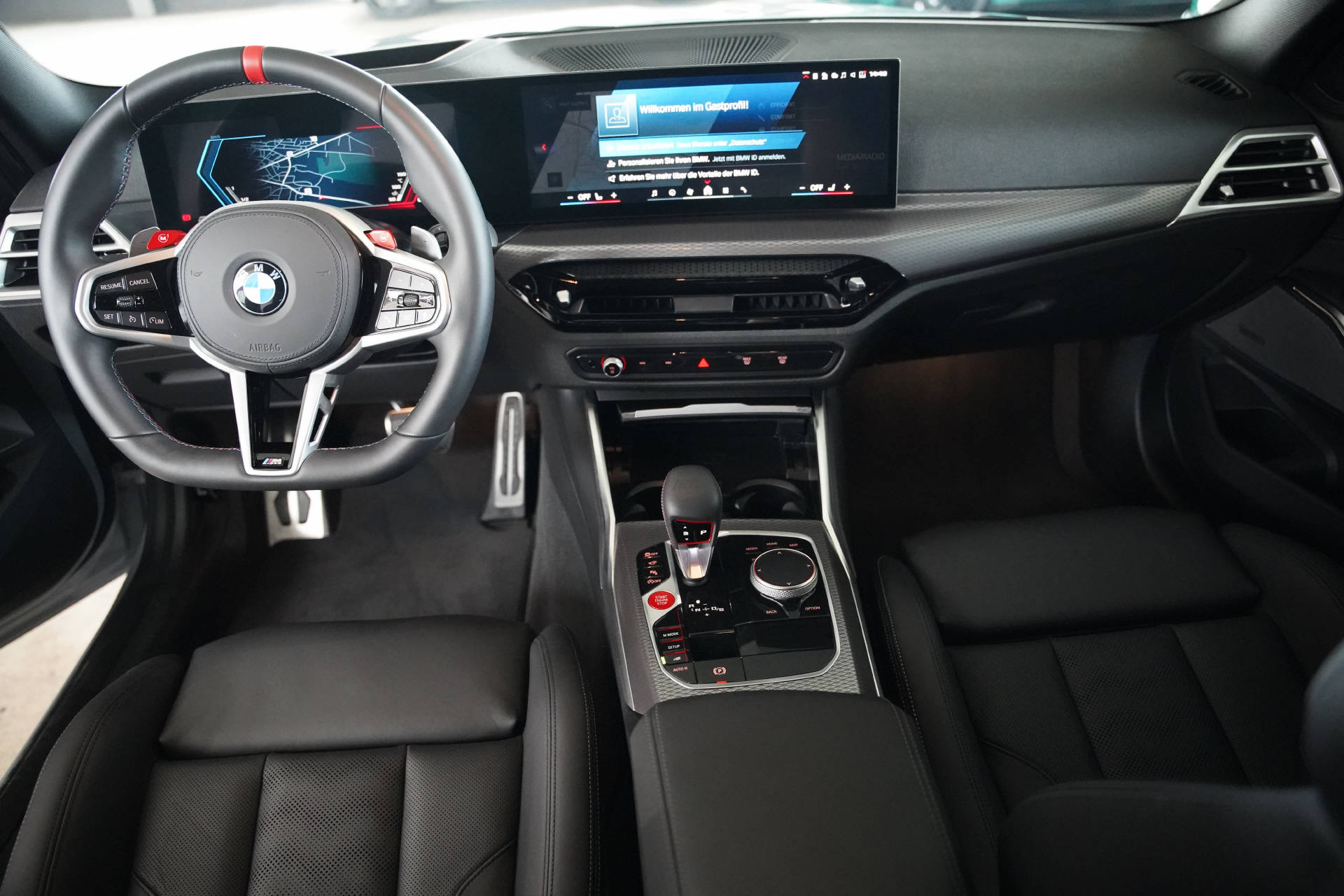 BMW M3 Touring xDrive Competition M LCI-image-11