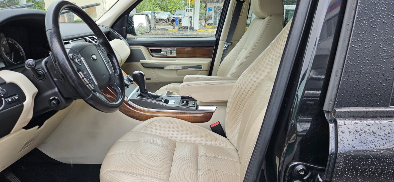 LAND ROVER Range Rover Sport 3.0 TDV6 HSE Automatic-image-3