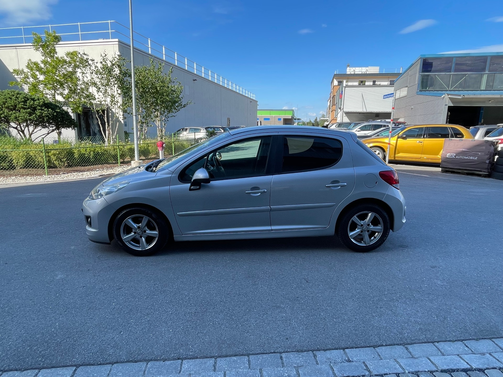 PEUGEOT 207 1.6 16V Sport-image-7