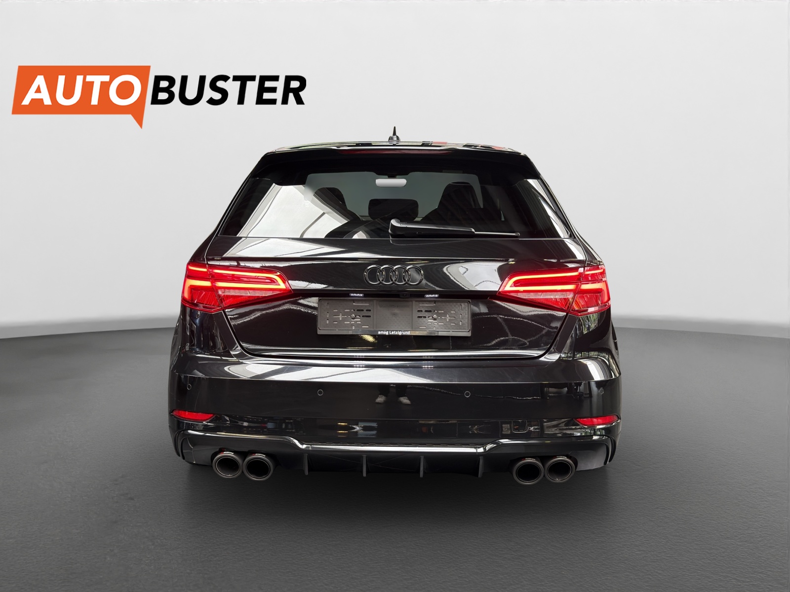 AUDI S3 Sportback 2.0 TFSI quattro S-tronic-showroom-element-3