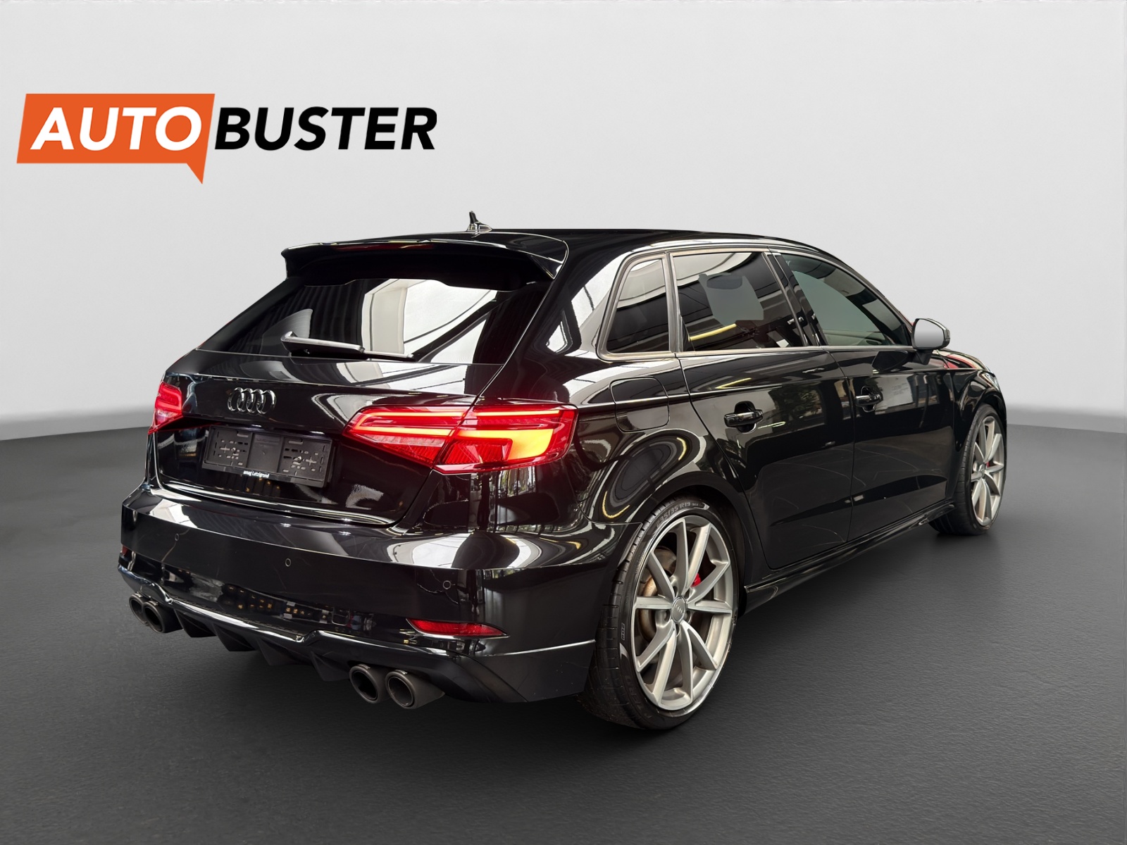 AUDI S3 Sportback 2.0 TFSI quattro S-tronic-image-4