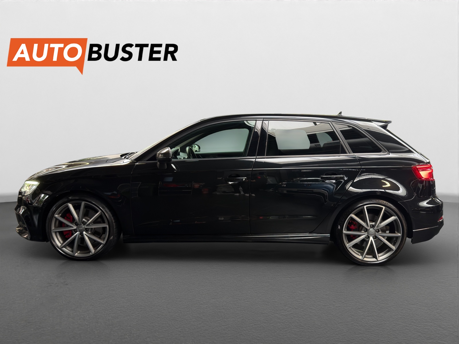 AUDI S3 Sportback 2.0 TFSI quattro S-tronic-showroom-element-1