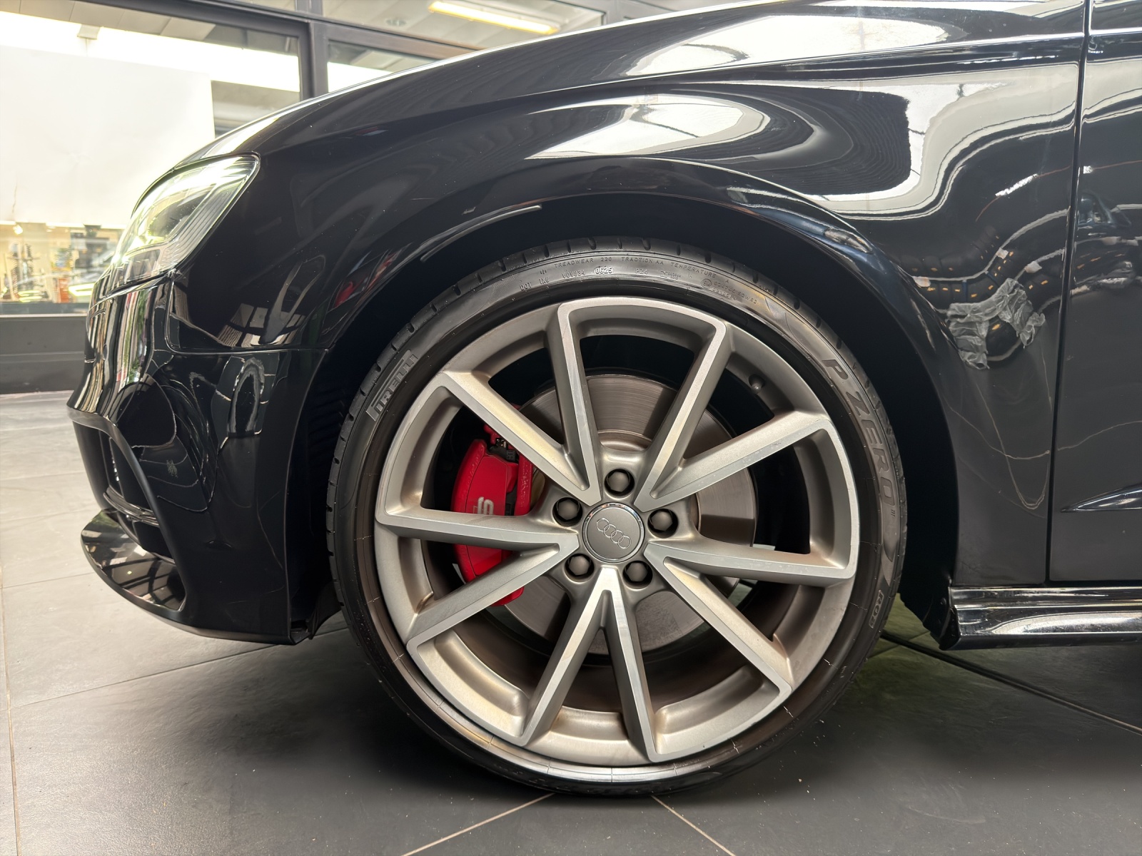 AUDI S3 Sportback 2.0 TFSI quattro S-tronic-image-15