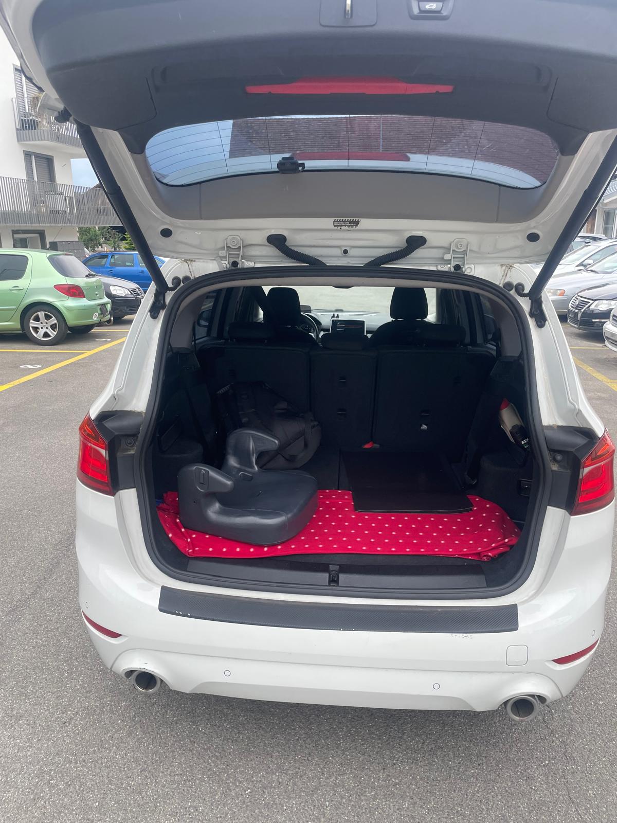 BMW 218d xDrive Gran Tourer Steptronic M Sport-image-7