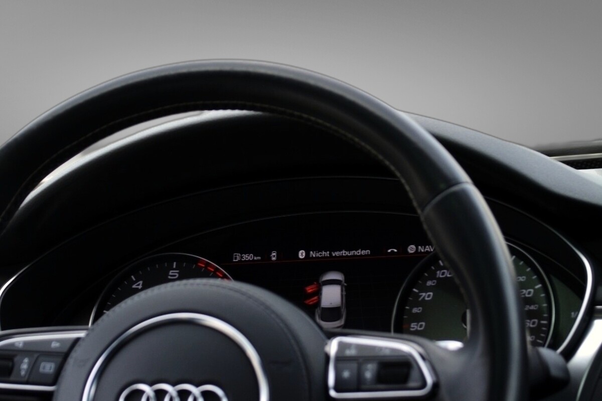 AUDI S7 Sportback 4.0 TFSI V8 quattro S-tronic-image-8